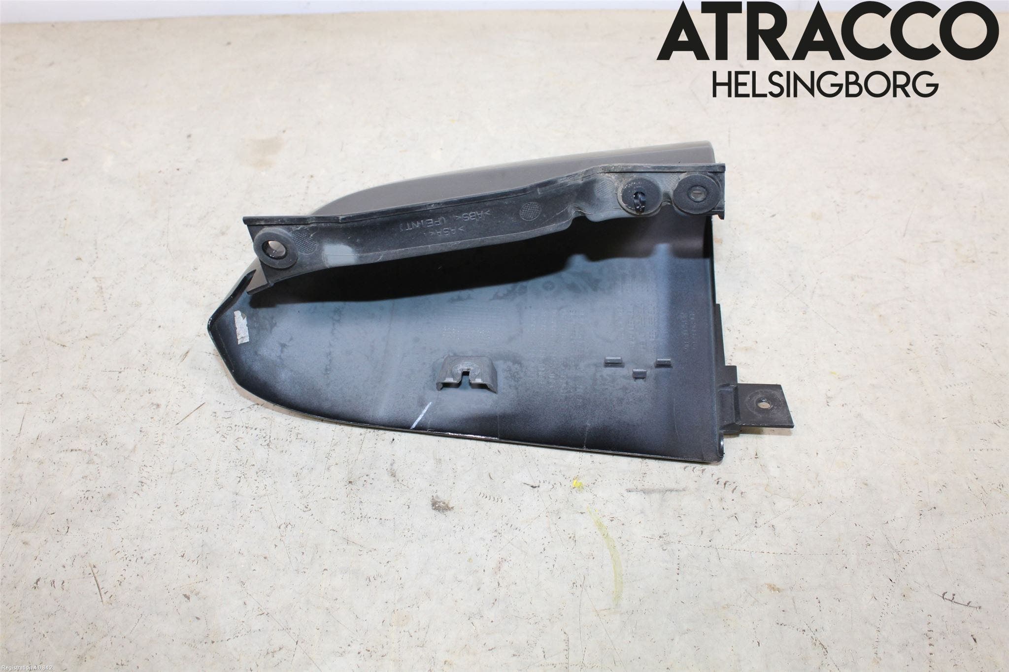 Nissan NV300 16-22 Bakljussarg