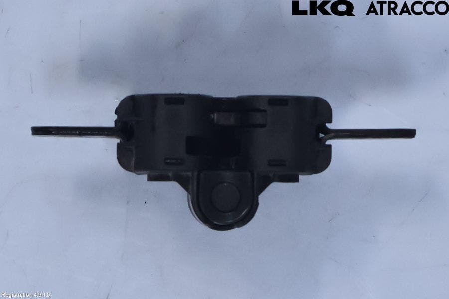 Volvo XC60 14-17 Huvlås