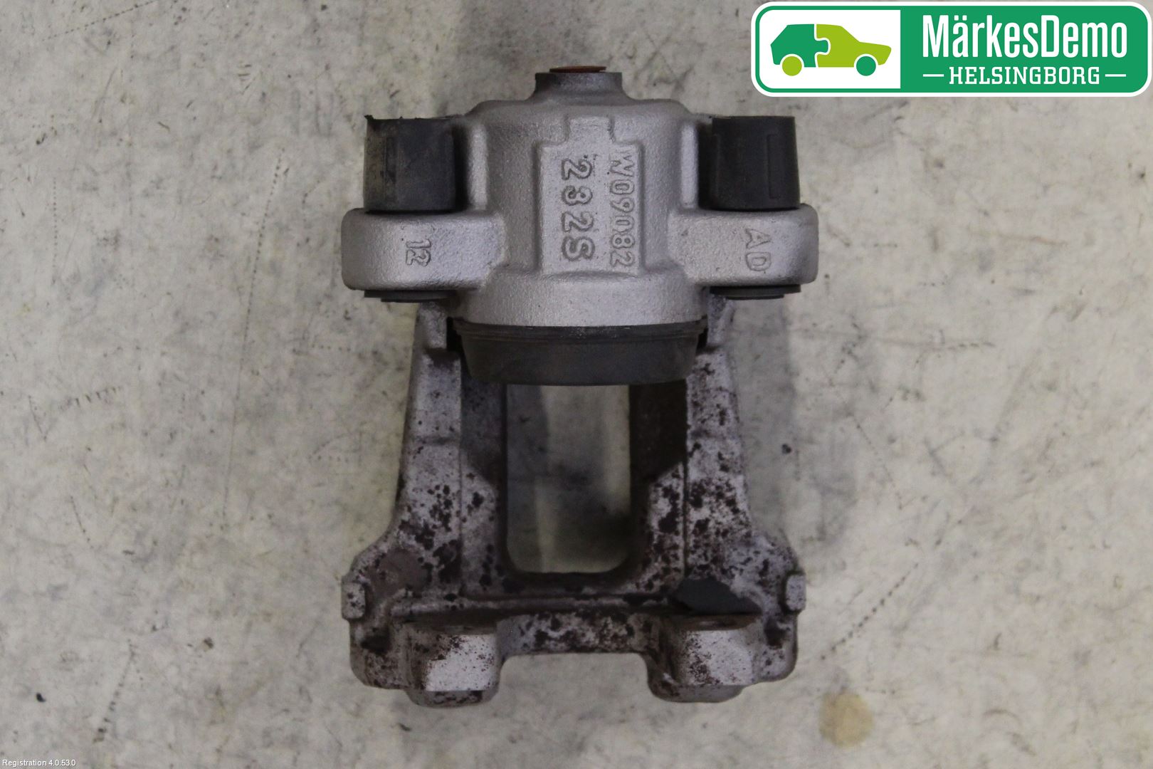 BMW 3 F30/F31/F80 12-19 Bromsok Bak Vänster