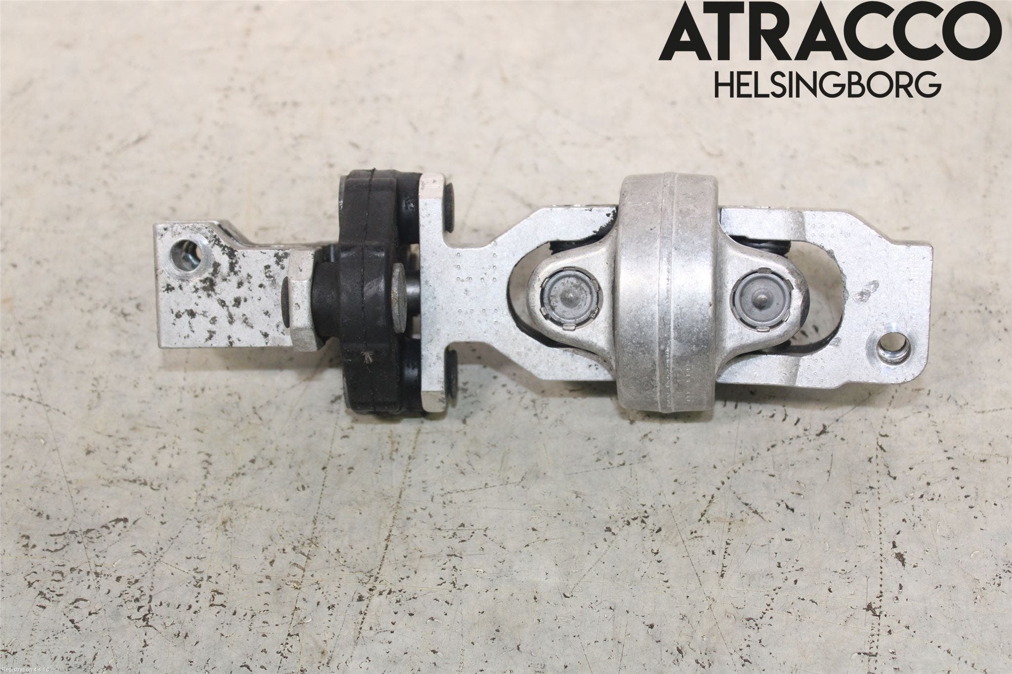 BMW X3 E83     03-10 Rattaxelknut