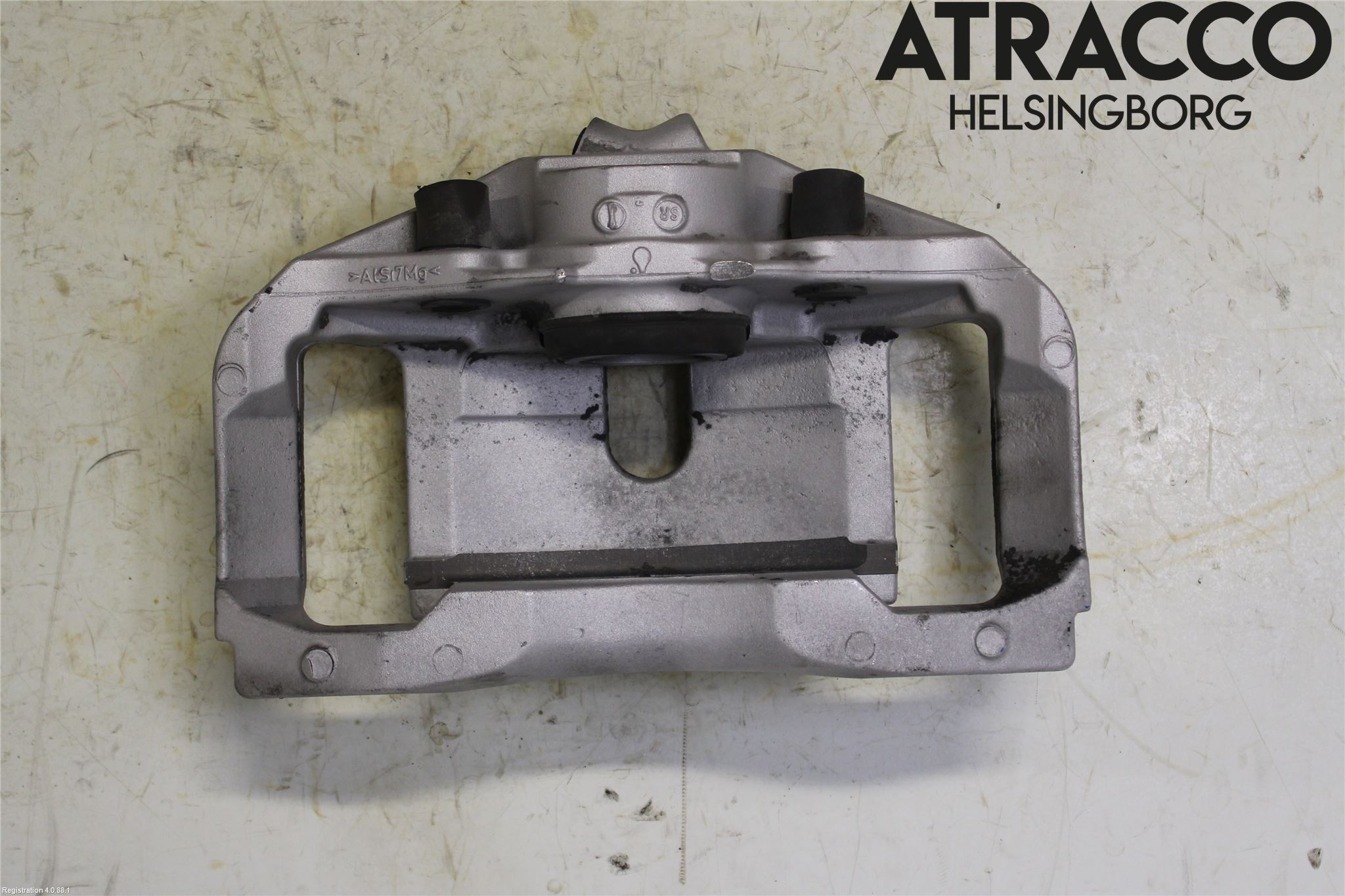 BMW 5 F10/F11/F18 09-17 Bromsok Fram Höger