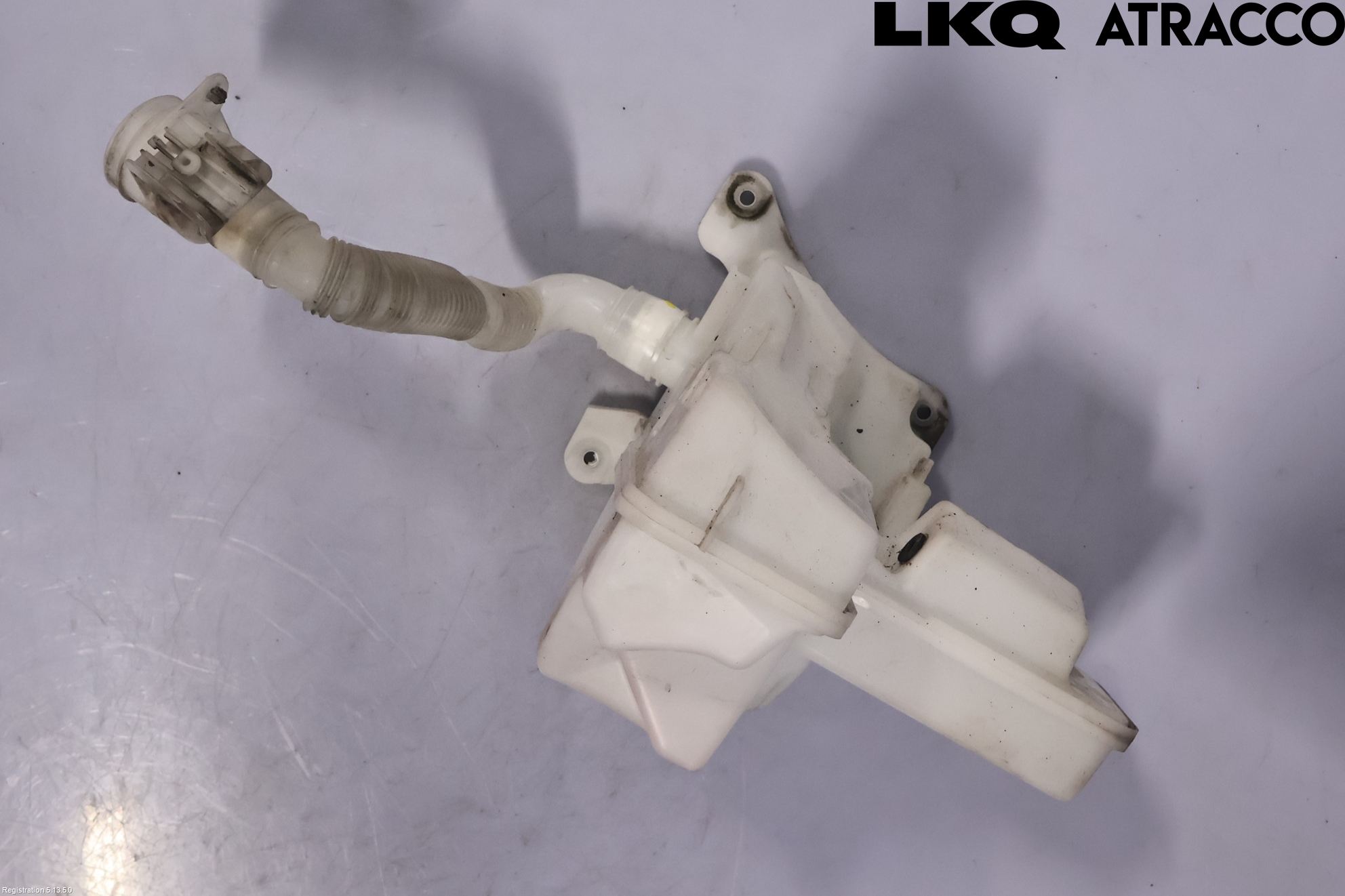 Volkswagen VW PASSAT 15-19 Spolartank Vindruta-Strål