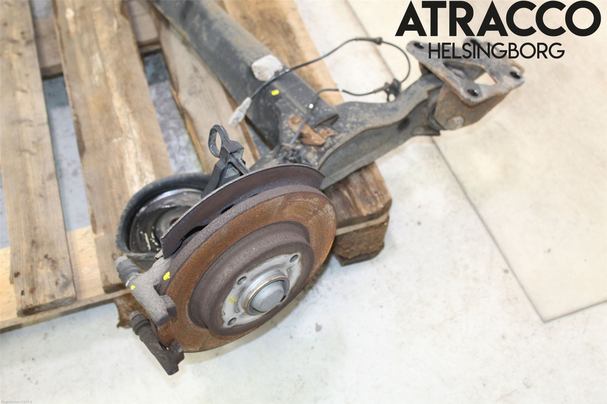 Peugeot PARTNER 08-15 Bakaxel