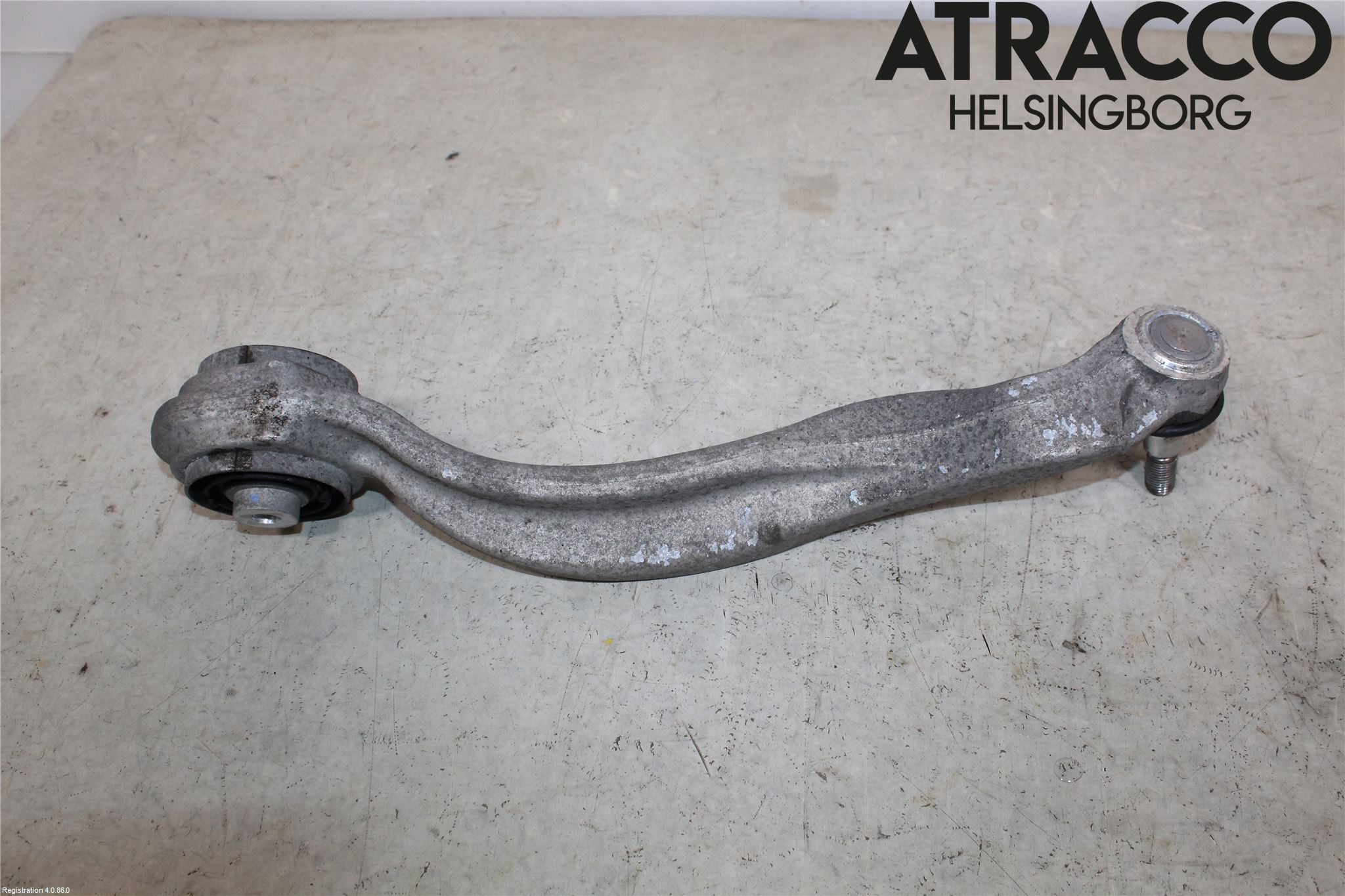 Mercedes-Benz MB CLS (C218/X218) 11-17 Bärarm Fram Undre Vä