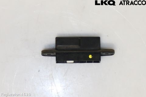 Toyota AVENSIS 09-15 Bakluckehandtag
