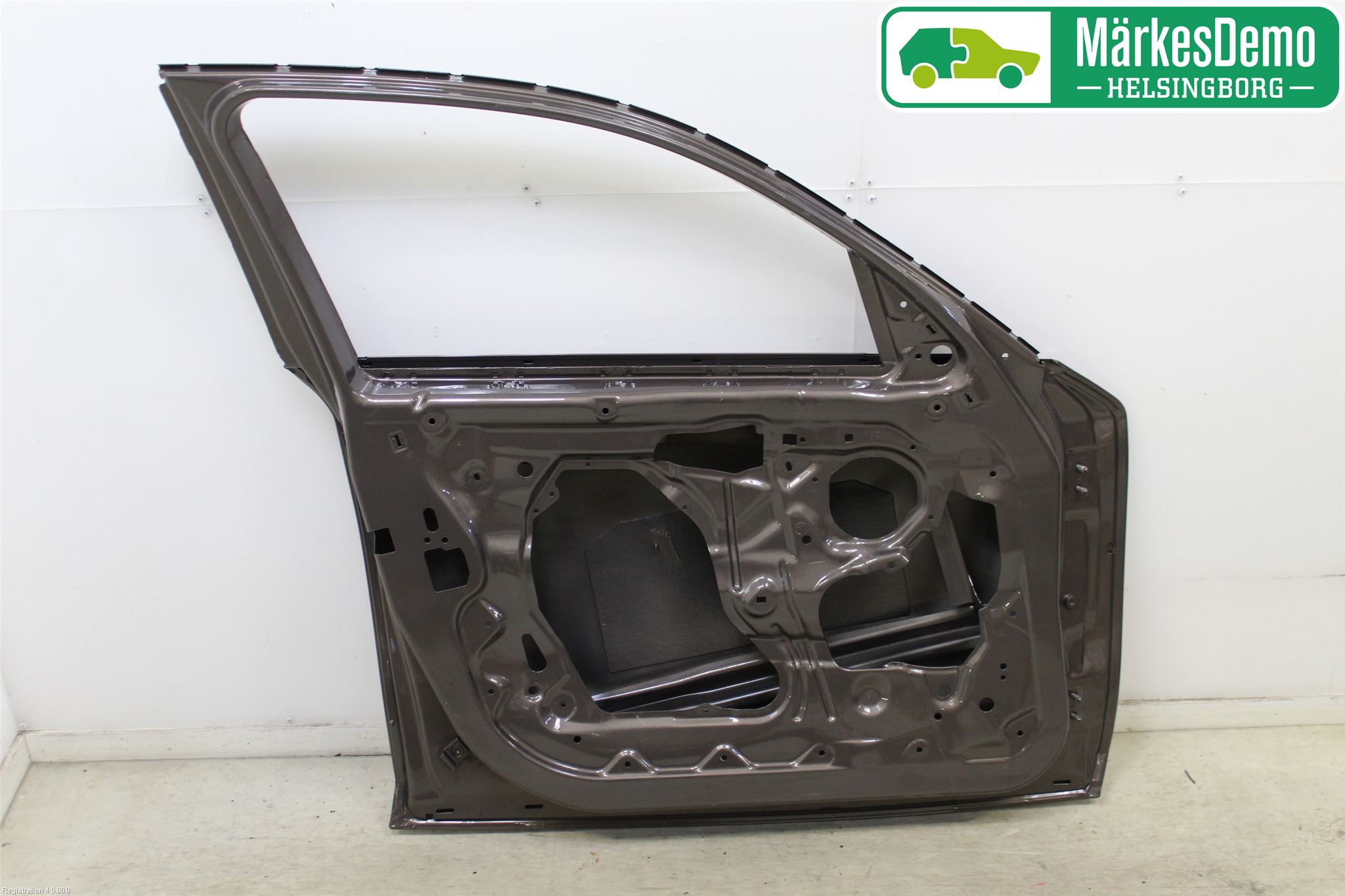 BMW 1 E87/81 5D/3D 03-11 Dörr Fram Vänster