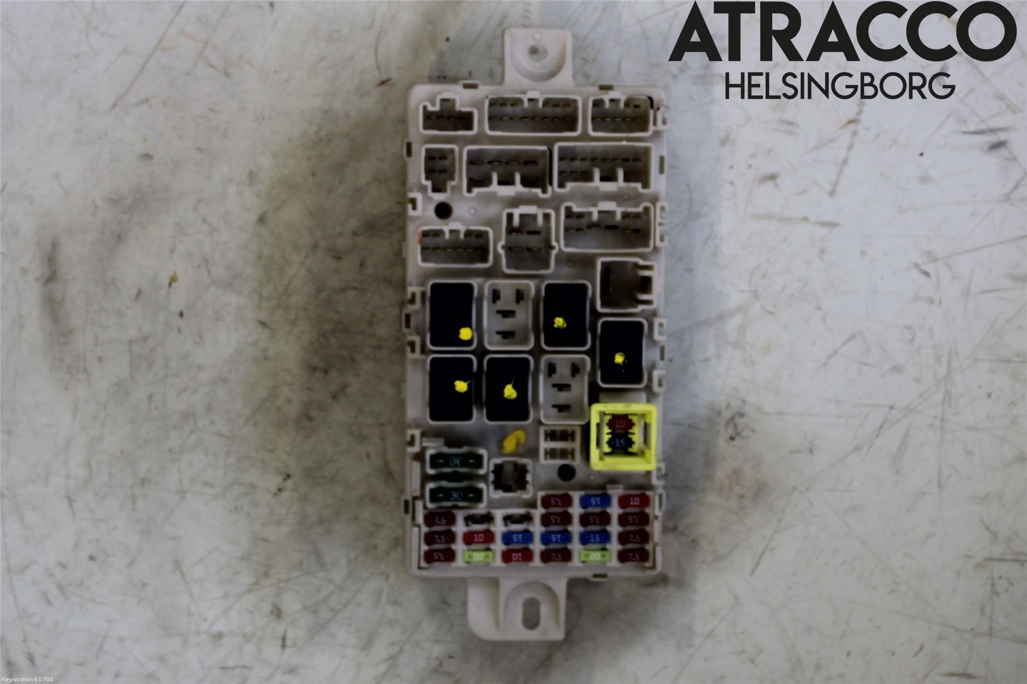 Mitsubishi SPACE STAR 13- Säkringsdosa-Elcentral