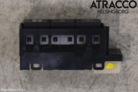 Toyota PRIUS+ ZVW40 12-20 Strömställare Multifunktion