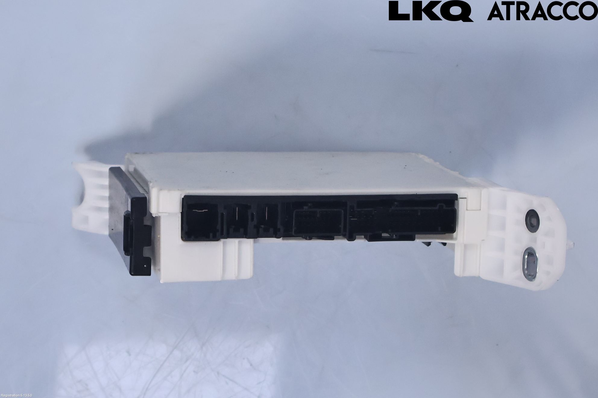 Toyota bZ4X EA10 22- Säkringsdosa-Elcentral