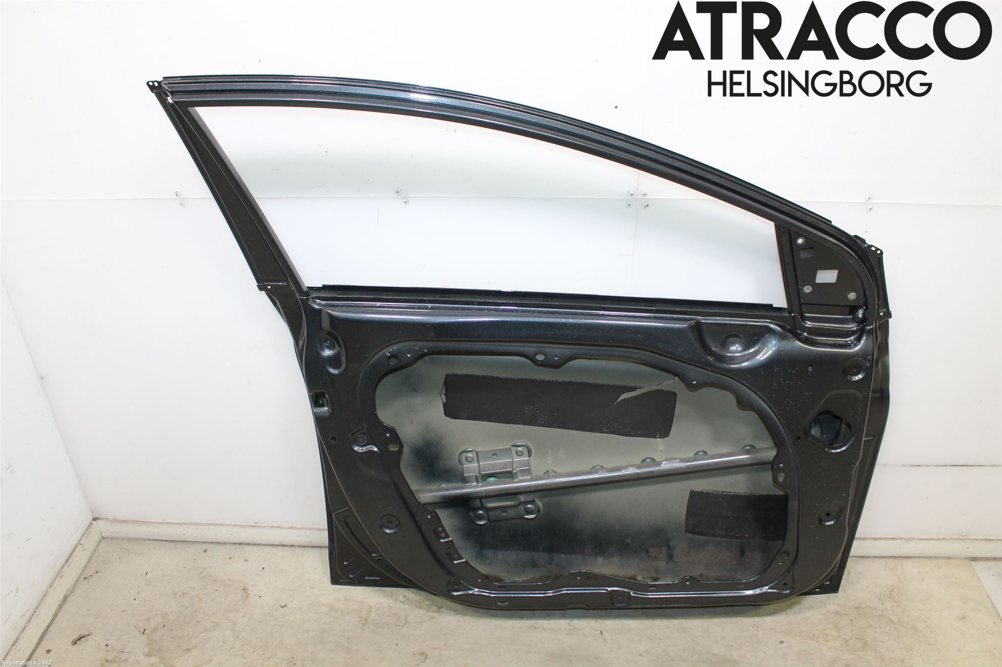 Hyundai i40 08-15 Dörr Fram Vänster