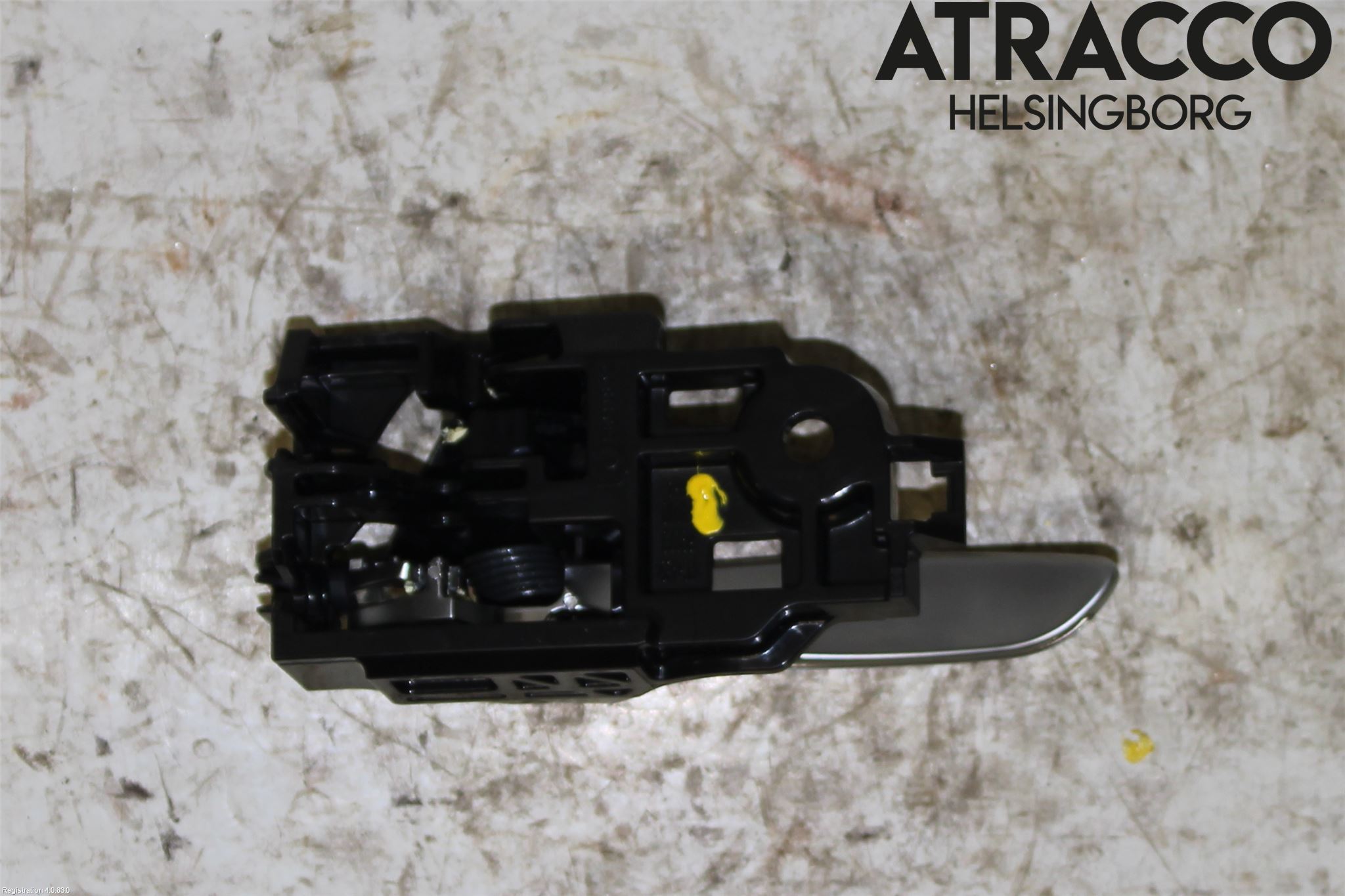 Toyota C-HR 16-23 Dörrhandtag Inre Hö