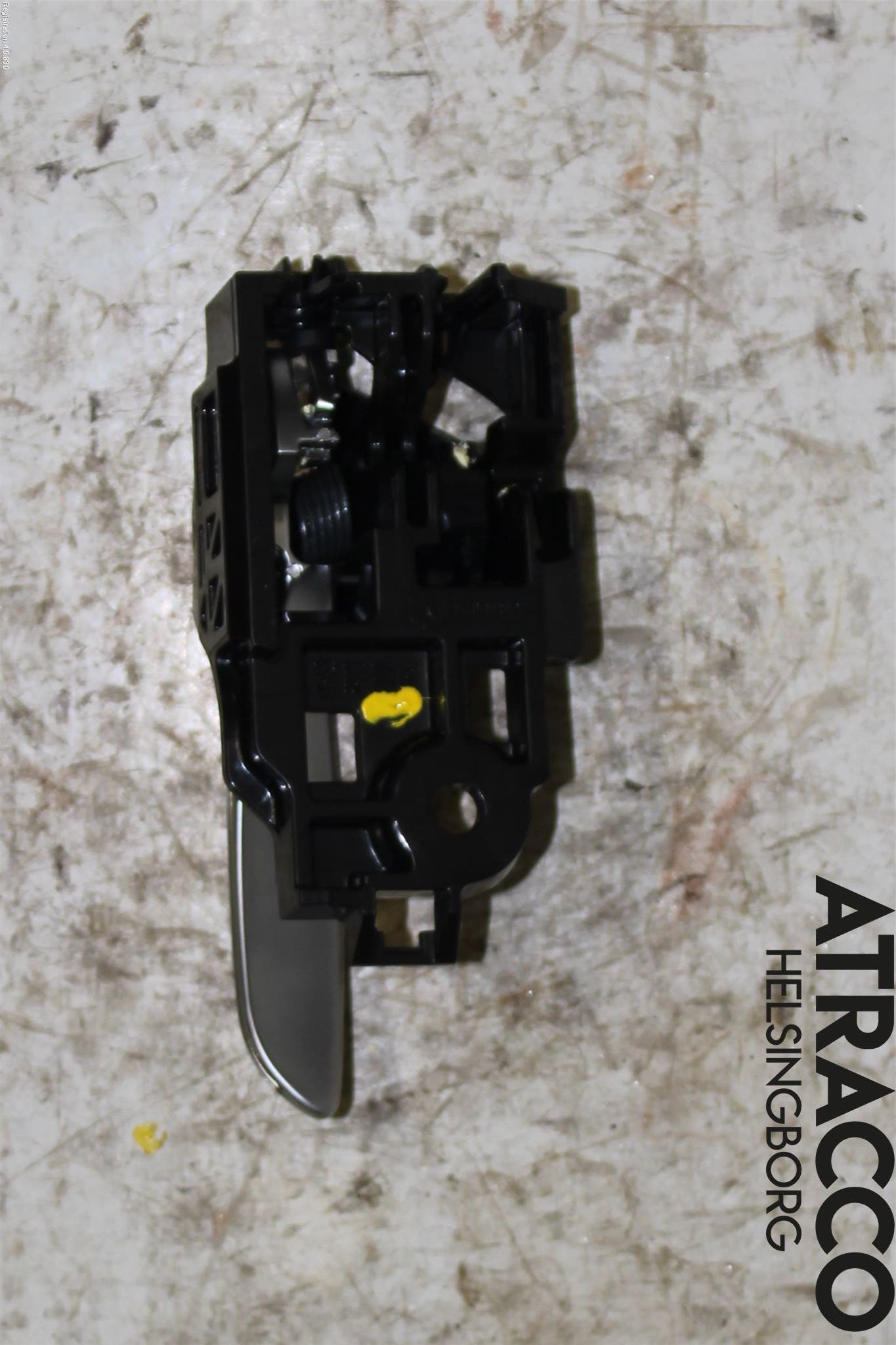 Toyota C-HR 16-23 Dörrhandtag Inre Hö