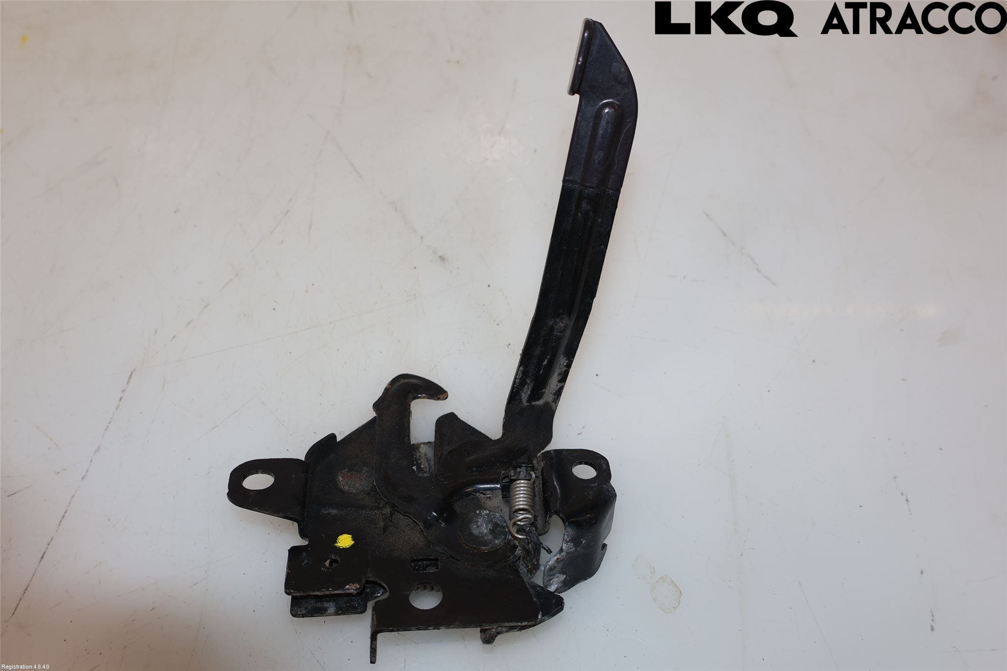 Toyota AURIS 10-12 Huvlås