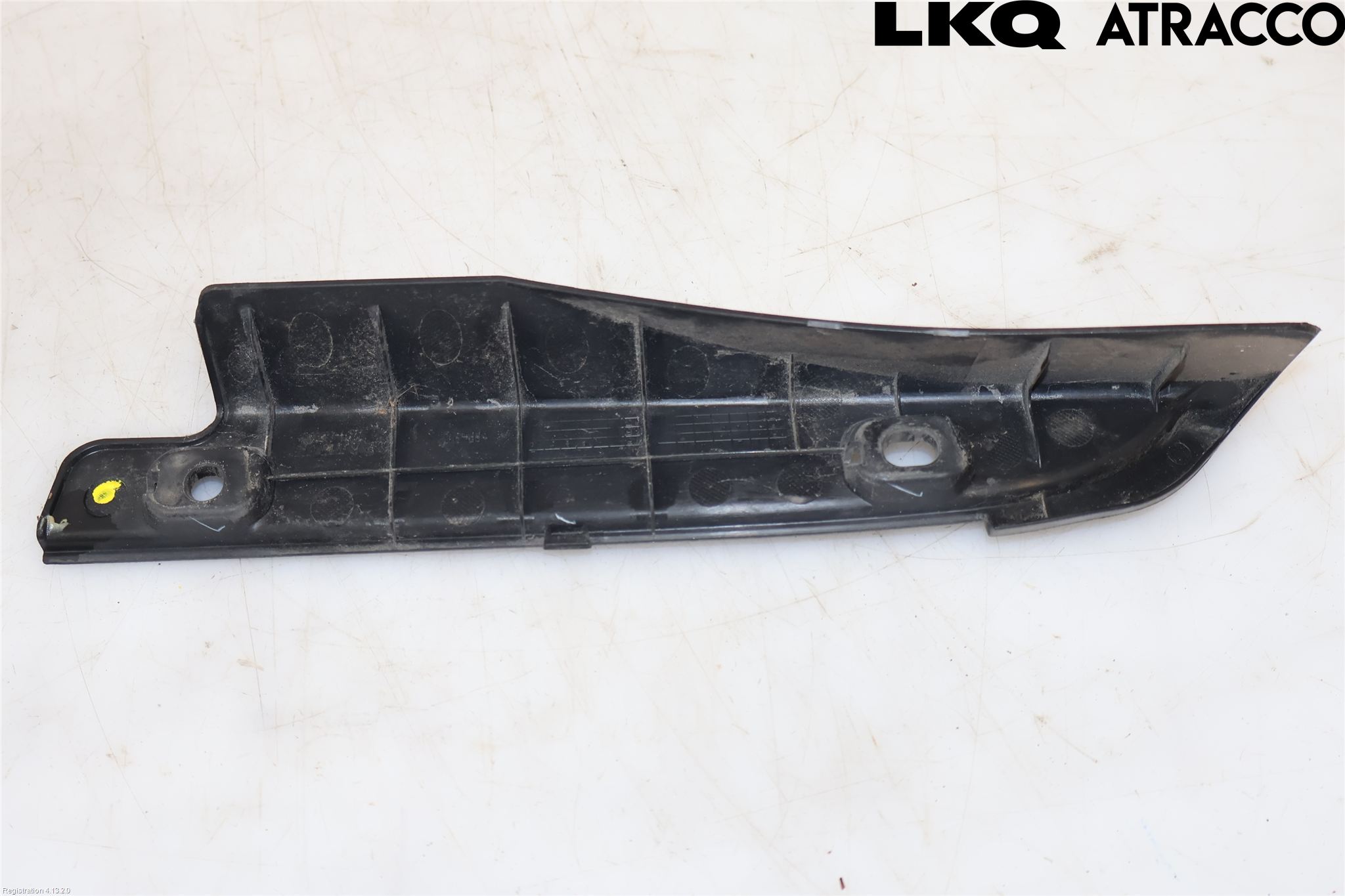 Suzuki BALENO 95-19 Täckplast Front