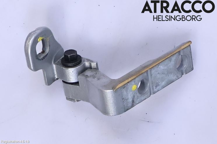 Volvo V40 12-19 Dörrgångjärn