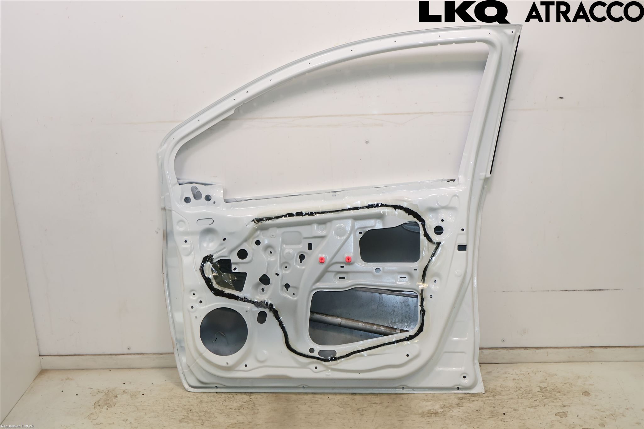 Toyota YARIS XP130 12-14 Dörr Fram Höger