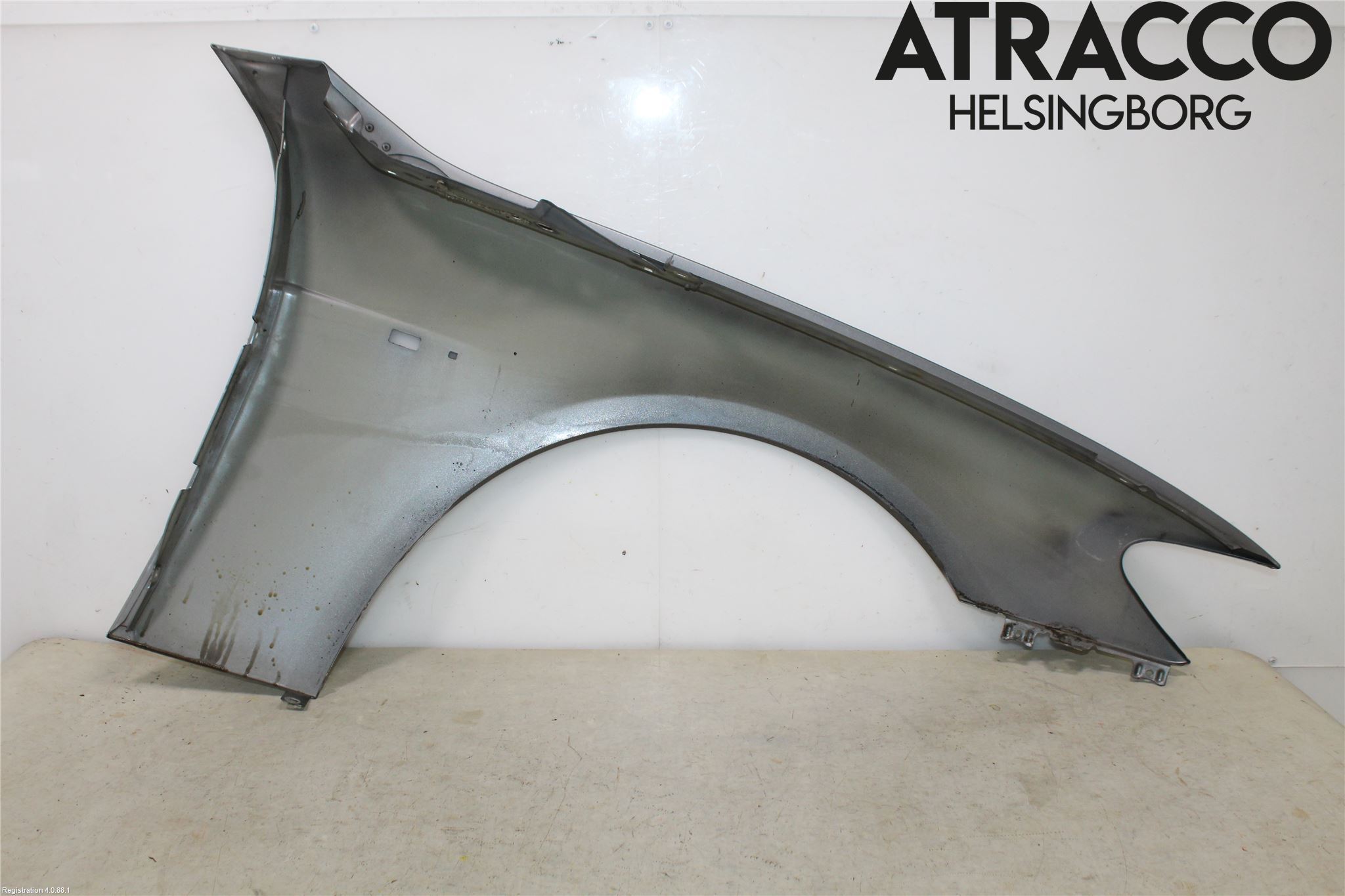 BMW 7 E65/66    00-08 Skärm Fram Vänster