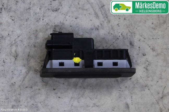 Peugeot 3008 17-24 Bakluckehandtag