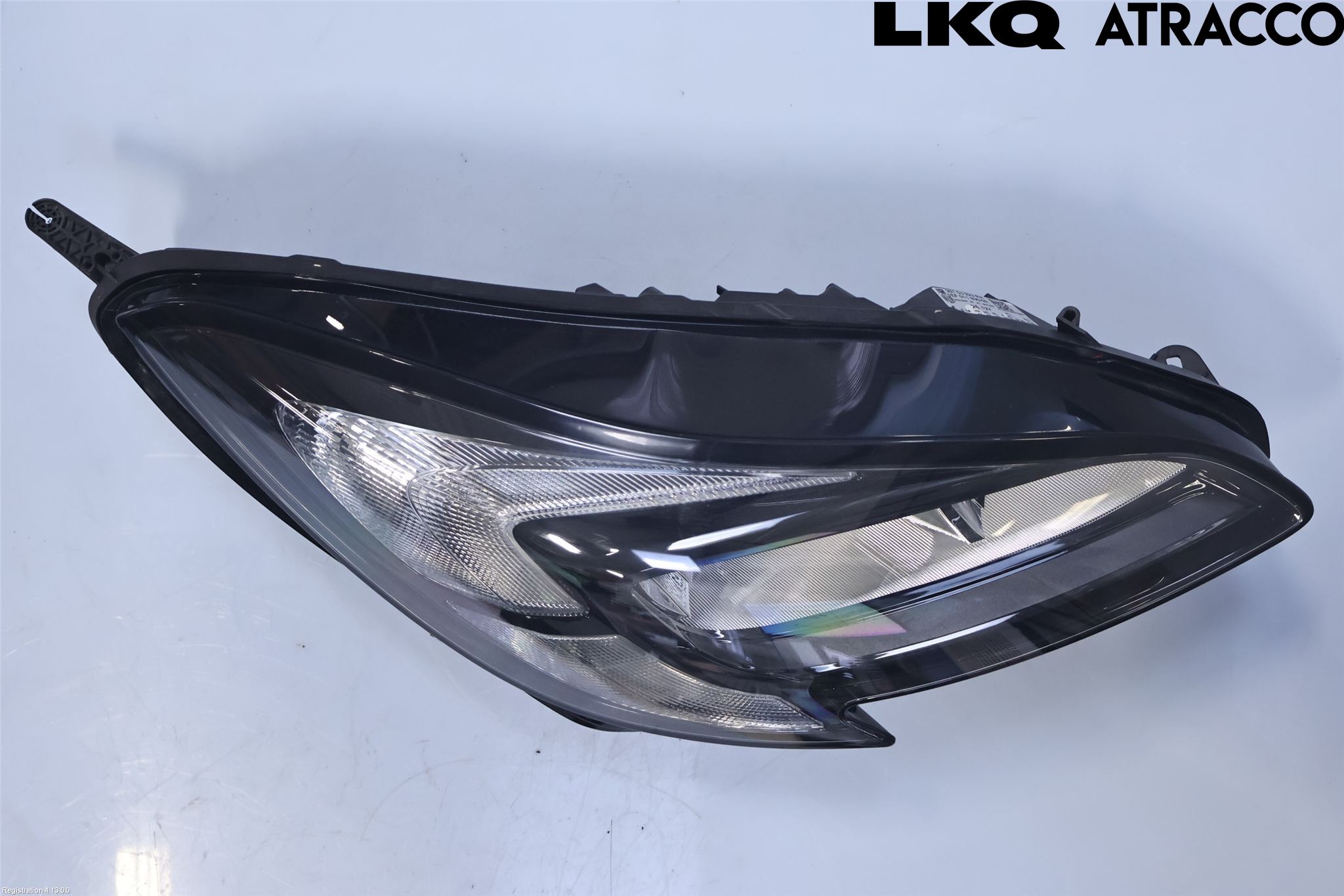 Opel CORSA E 15-19 Strålkastare Höger