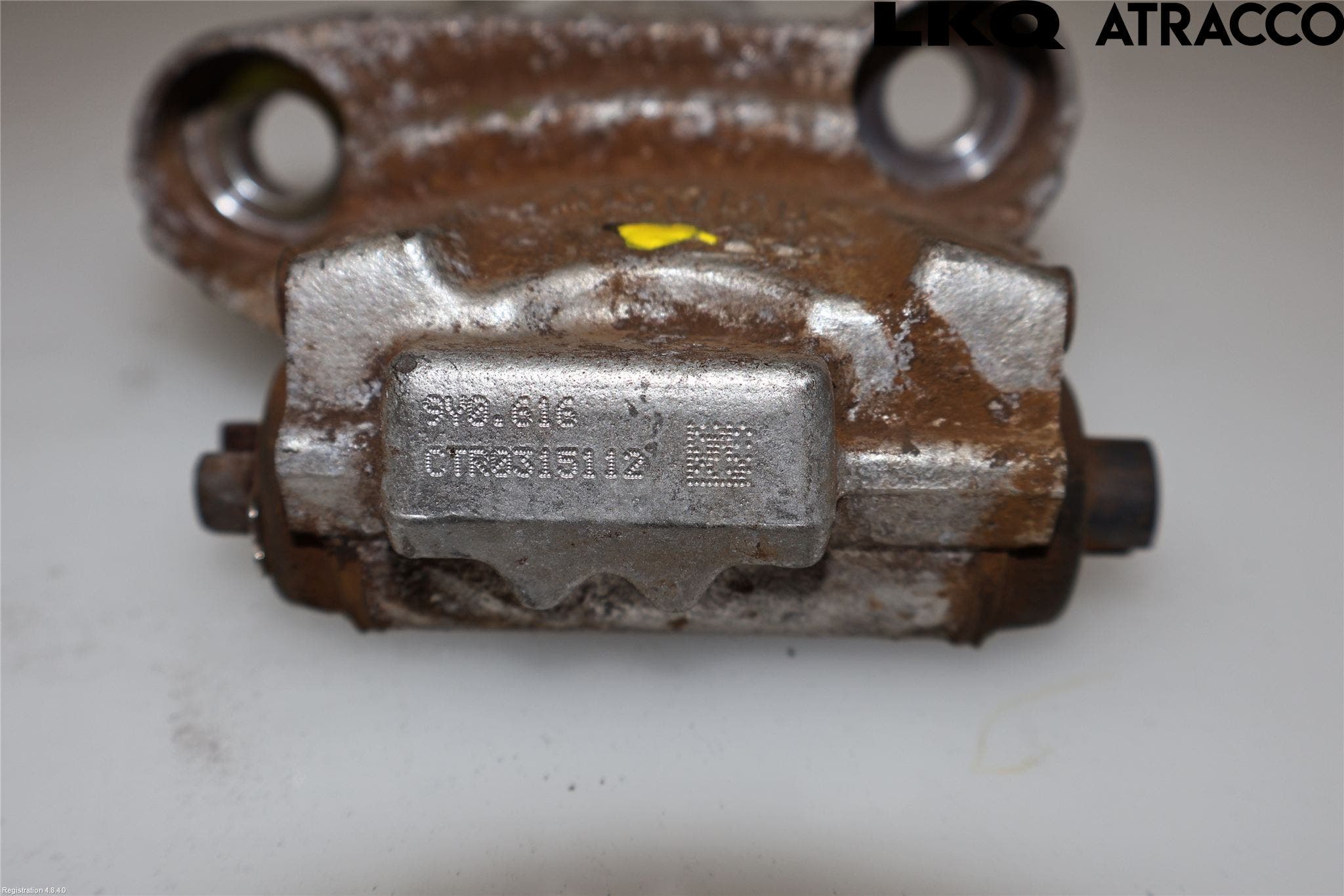 Porsche TAYCAN 20- Parkeringsbroms Elmanövrerad