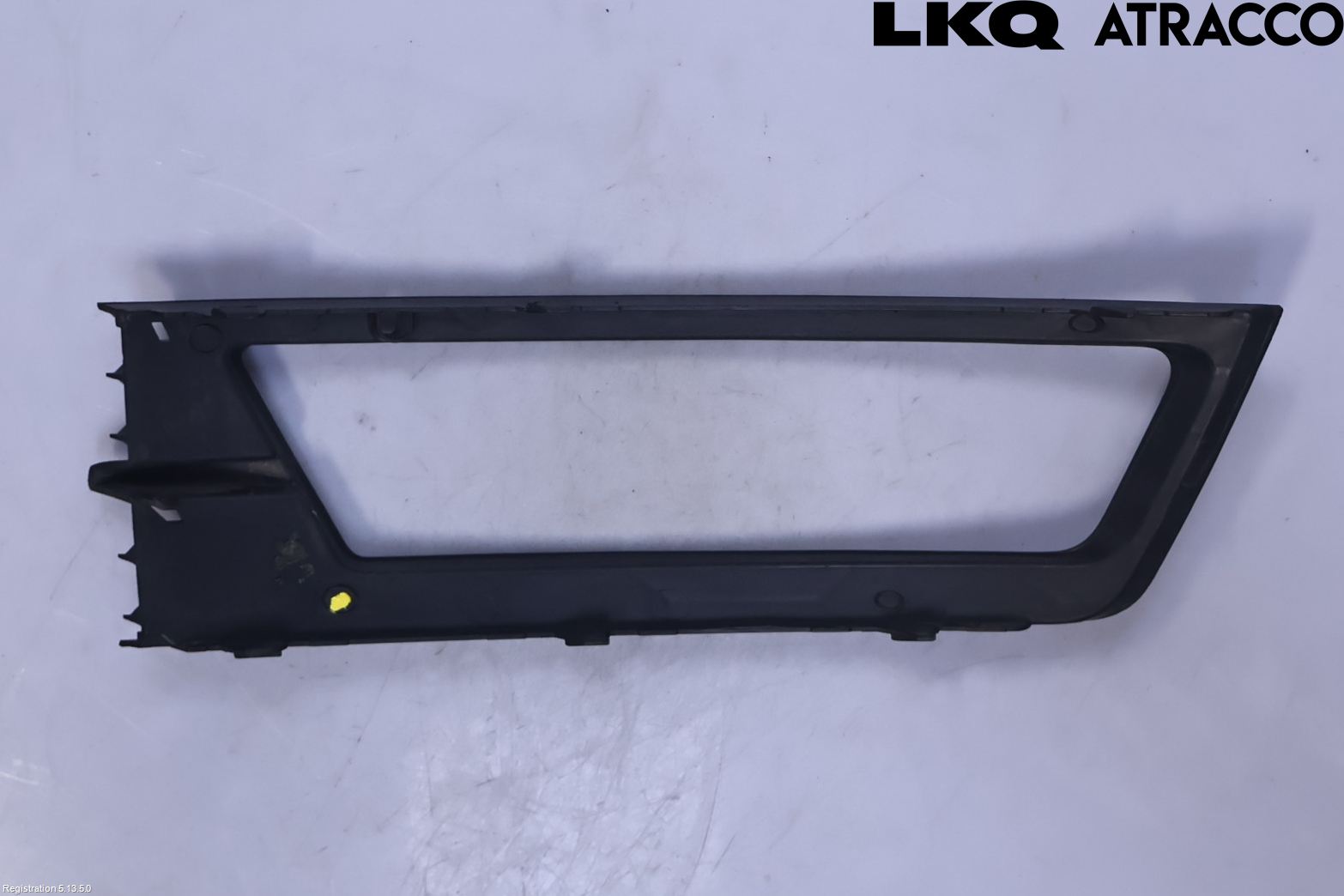 Skoda RAPID Dimljussarg Fram