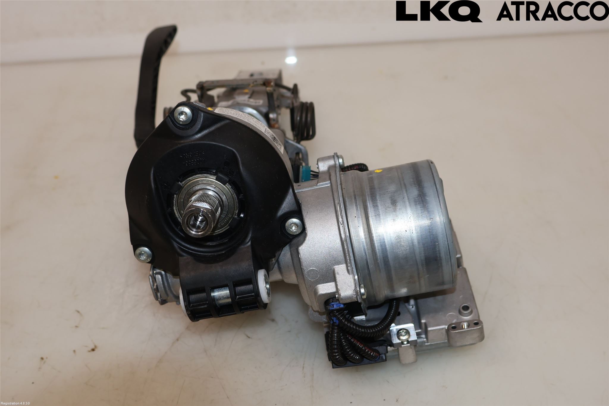 Seat ARONA Rattaxelagg Med Inb Servo