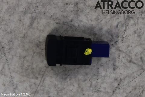 Toyota RAV4 19- Strömställare Elruta