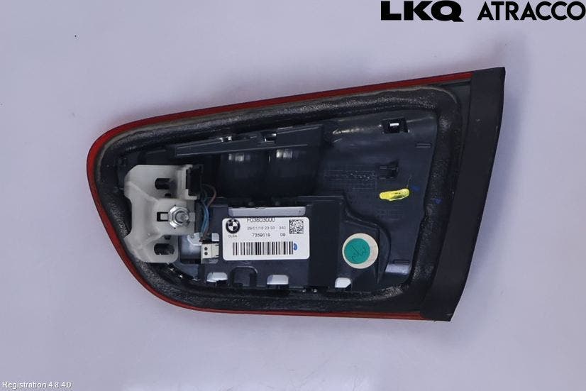 BMW 1 F20/F21 11-19 Bakljus Lucka Vä
