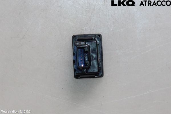Toyota RAV4 13-18 Strömställare Övrigt