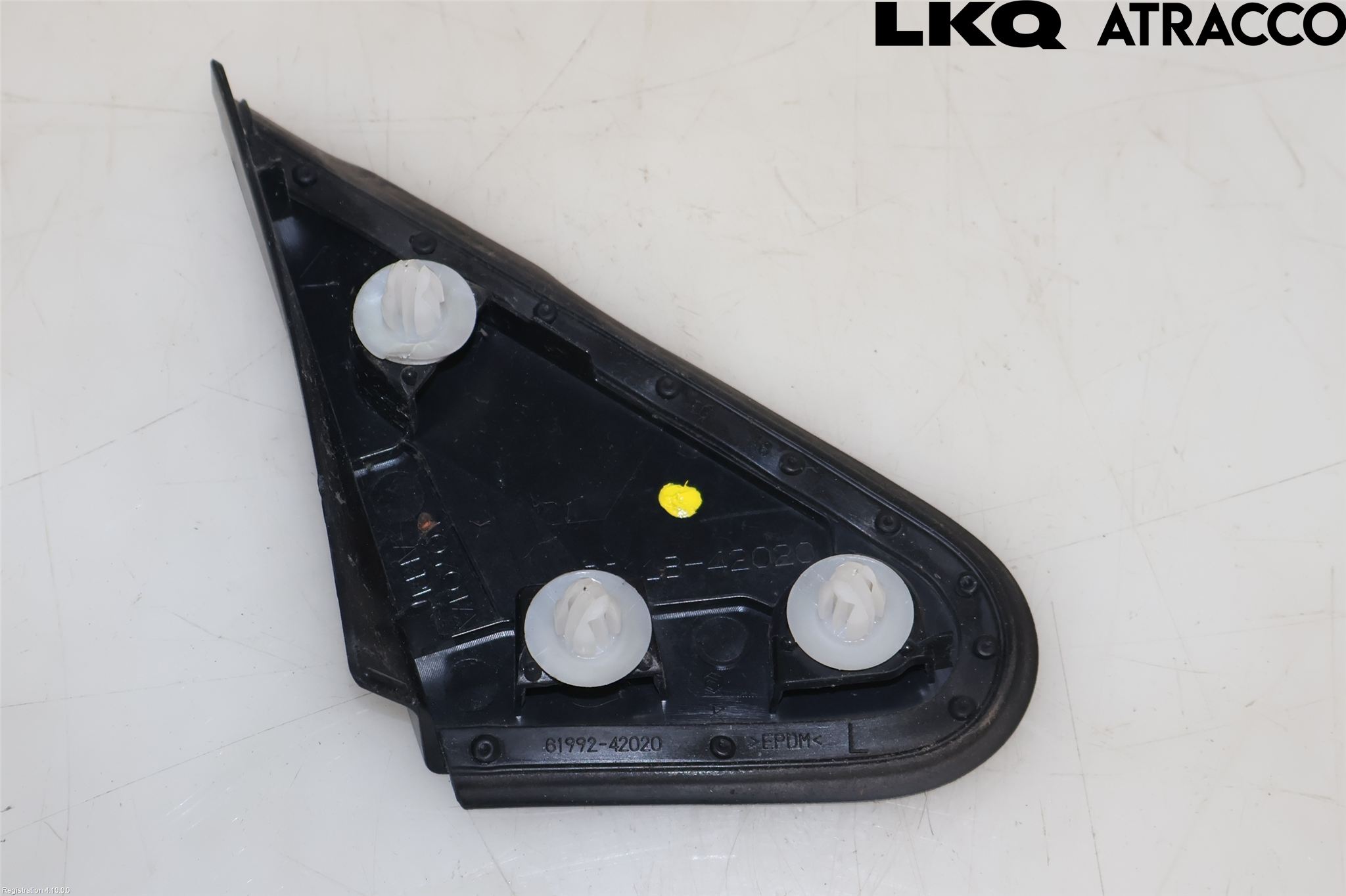 Toyota RAV4 13-18 Skärm Hörn Utfyllnad Fram