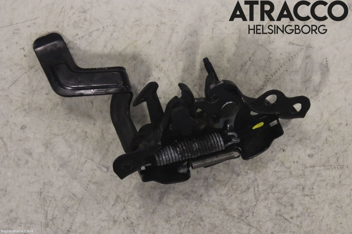 Nissan JUKE 10-14 Huvlås