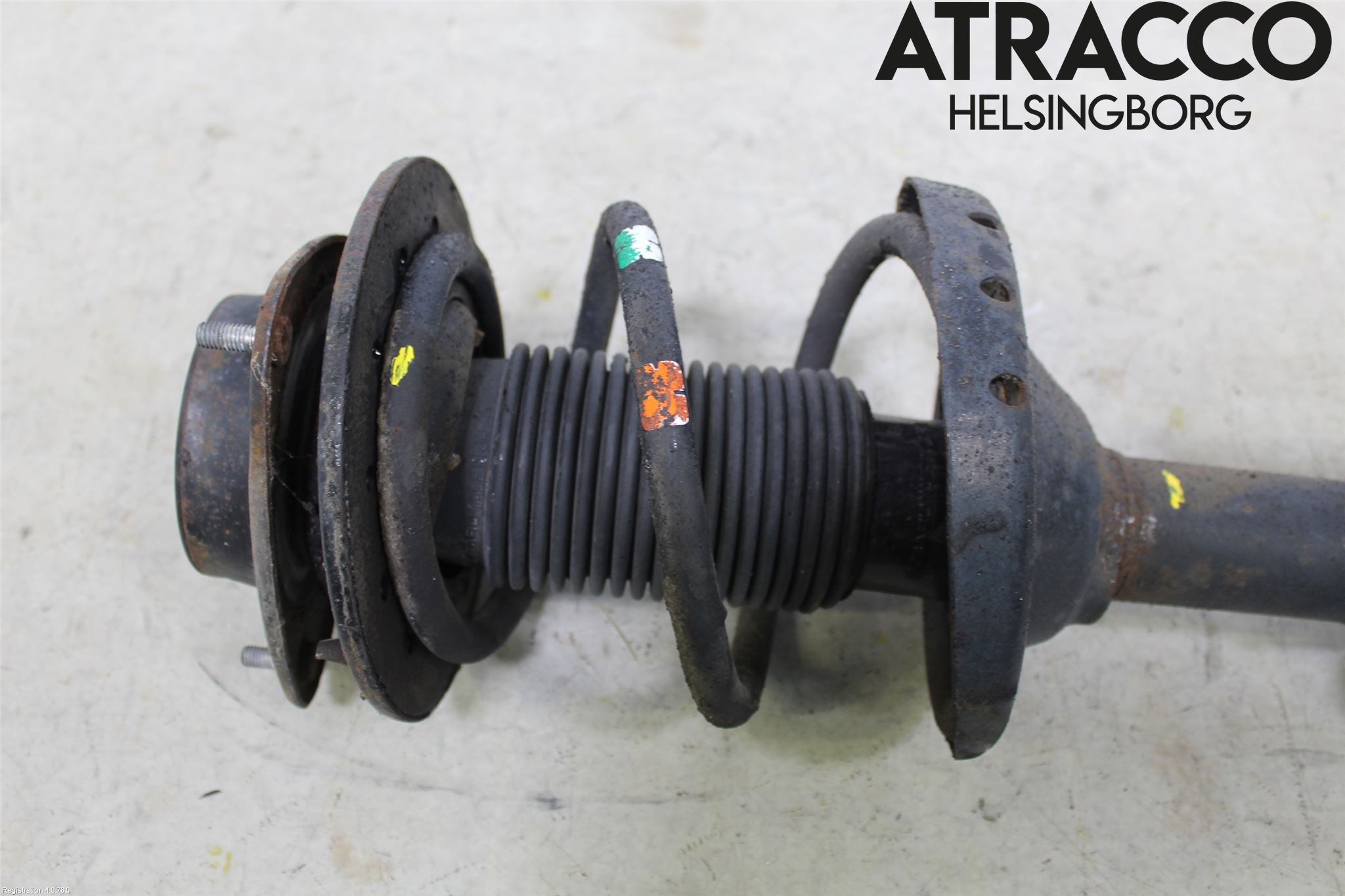 Subaru LEVORG 14-20 Fjäderben Fram Vänster