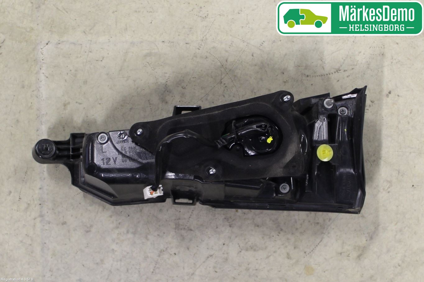 Lexus NX 300h 15-21 Bakljus Lucka Vä