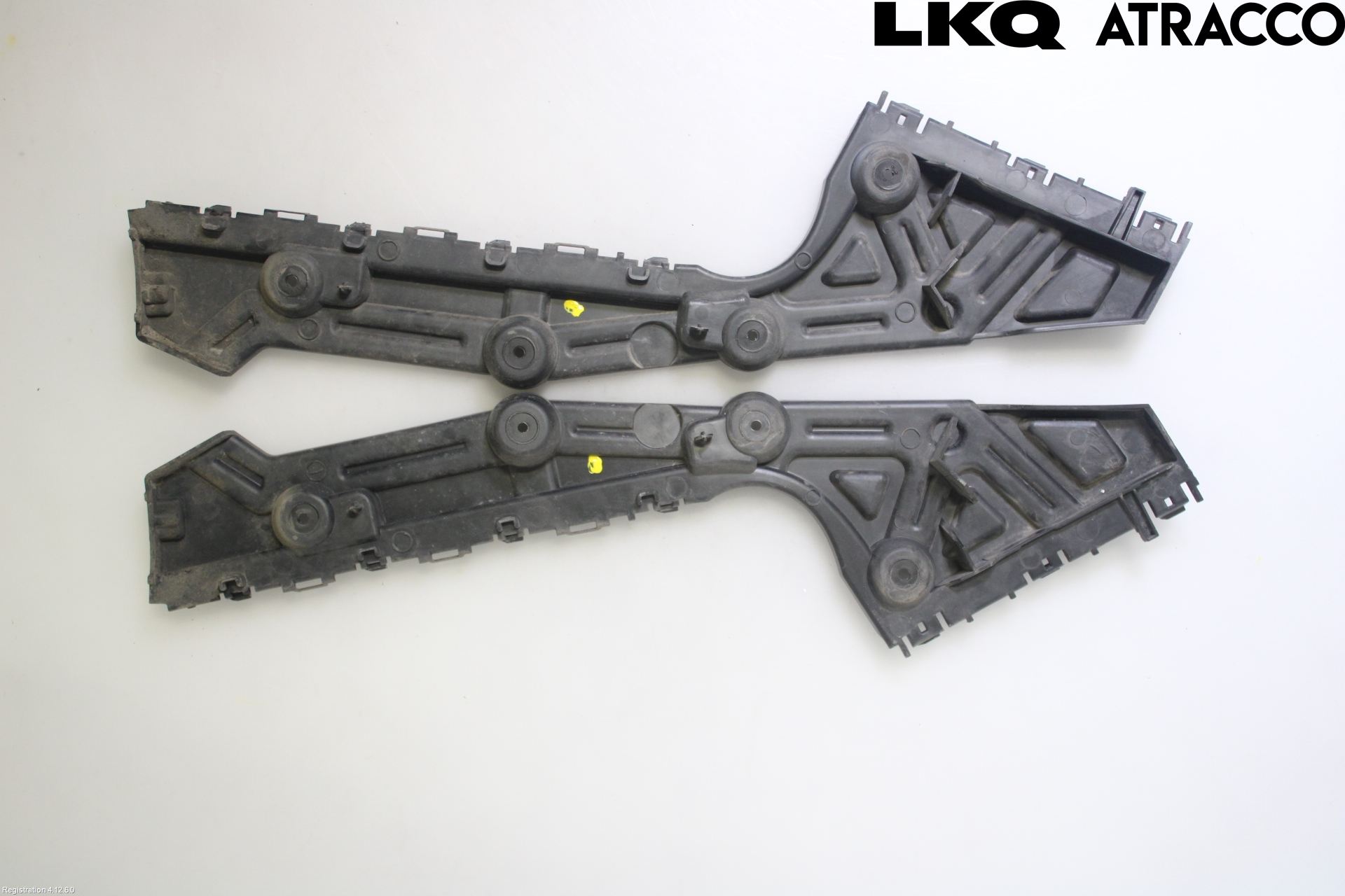 Renault TRAFIC/E-TECH 15- Stötfångarfäste Bak Vä