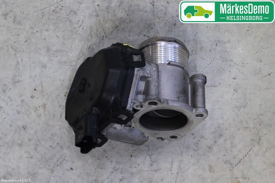 Citroen C4 CACTUS 14-20 Injspjällhus