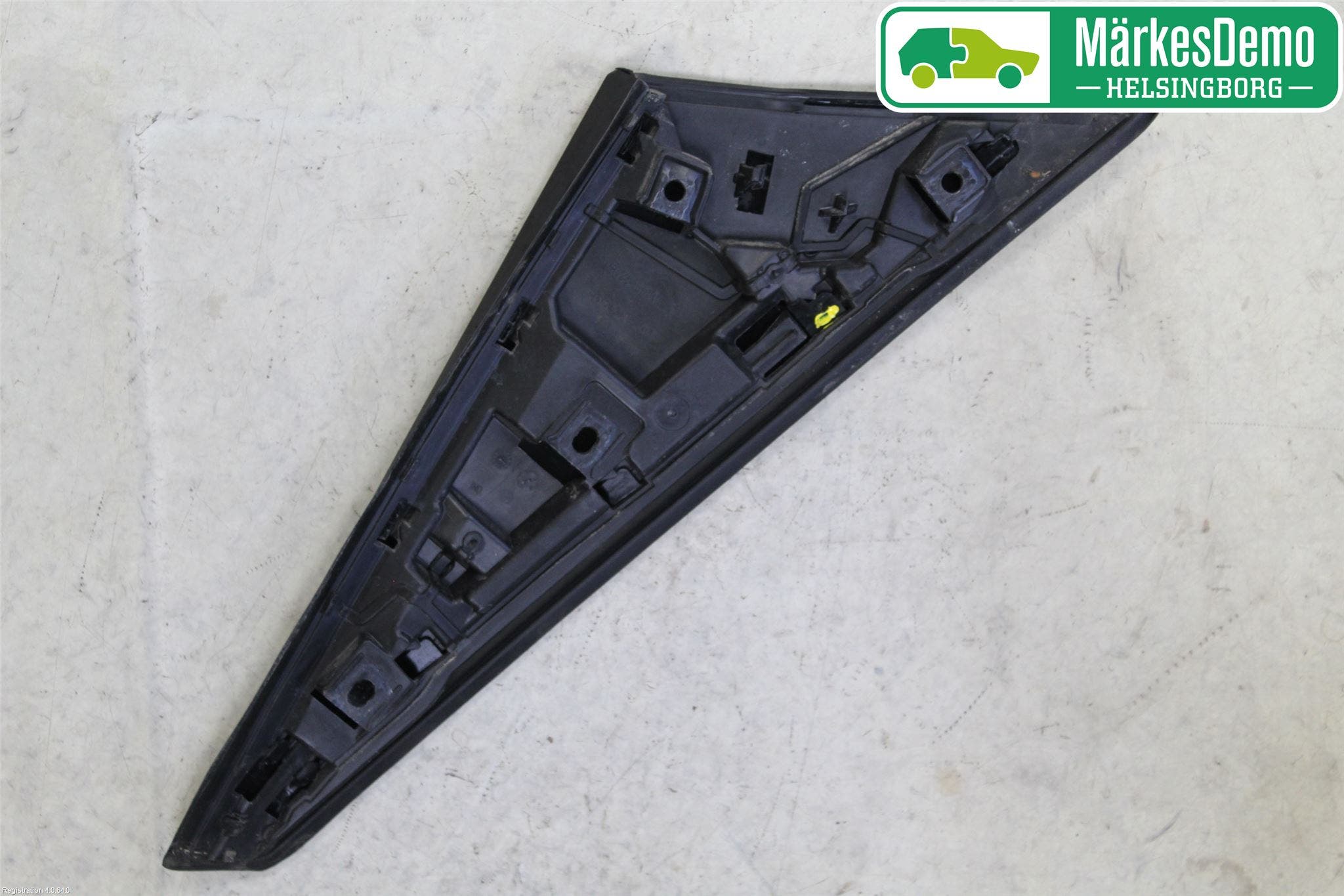 Peugeot 3008 17-24 Spoiler Baklucka