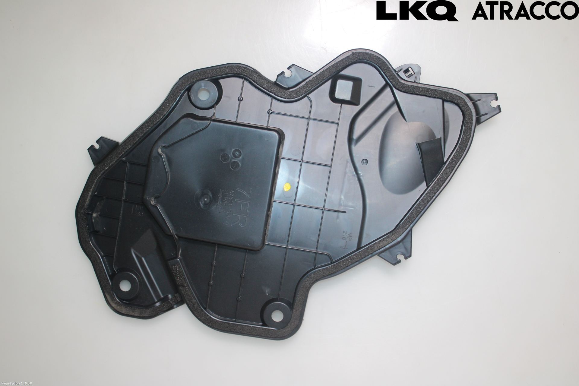 Toyota AYGO X AB70 22- Dörrklädsel Hö