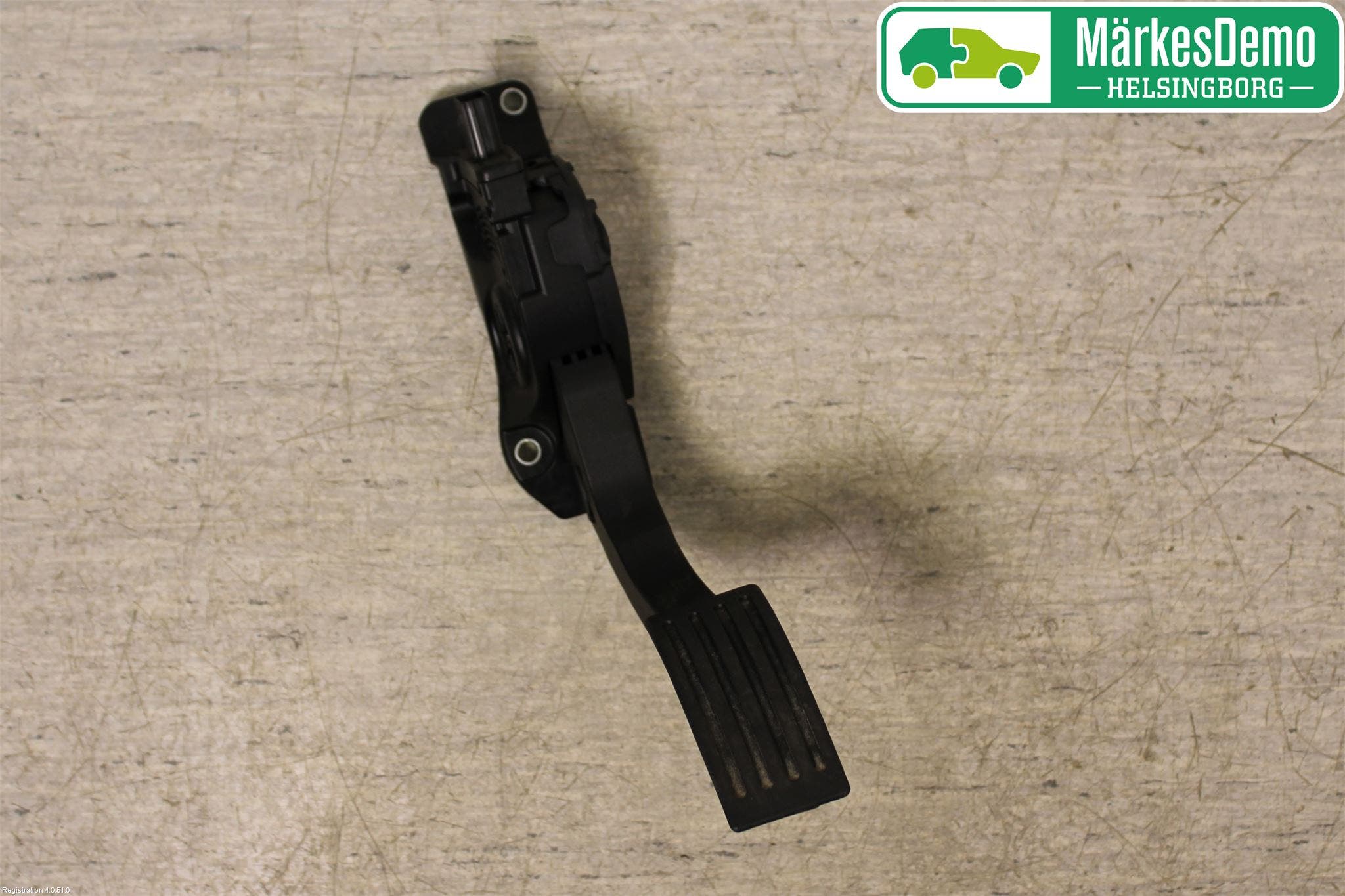 Volvo V40 CROSS COUNTRY 13-19 Gaspedal