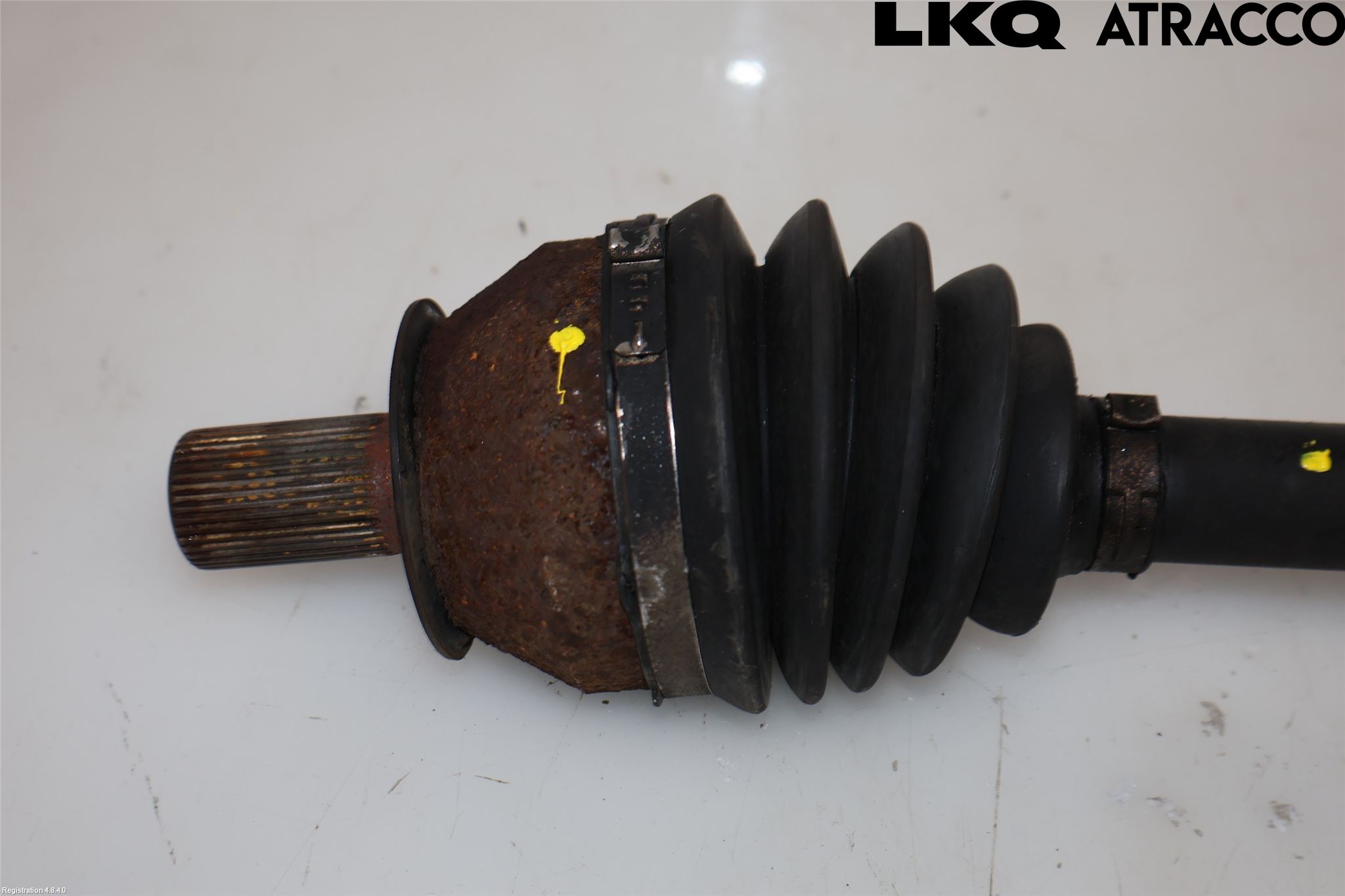Volvo XC70 14-16 Drivaxel Fram Höger