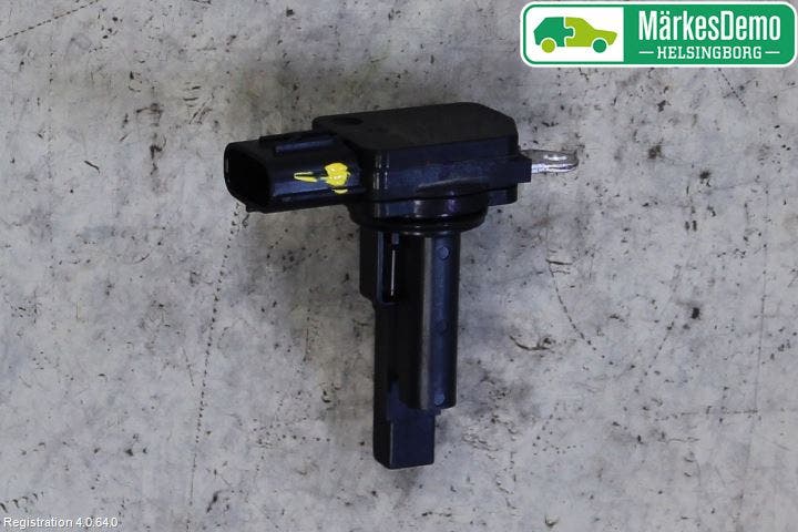 Toyota YARIS XP130 15-20 Injluftmassamätare