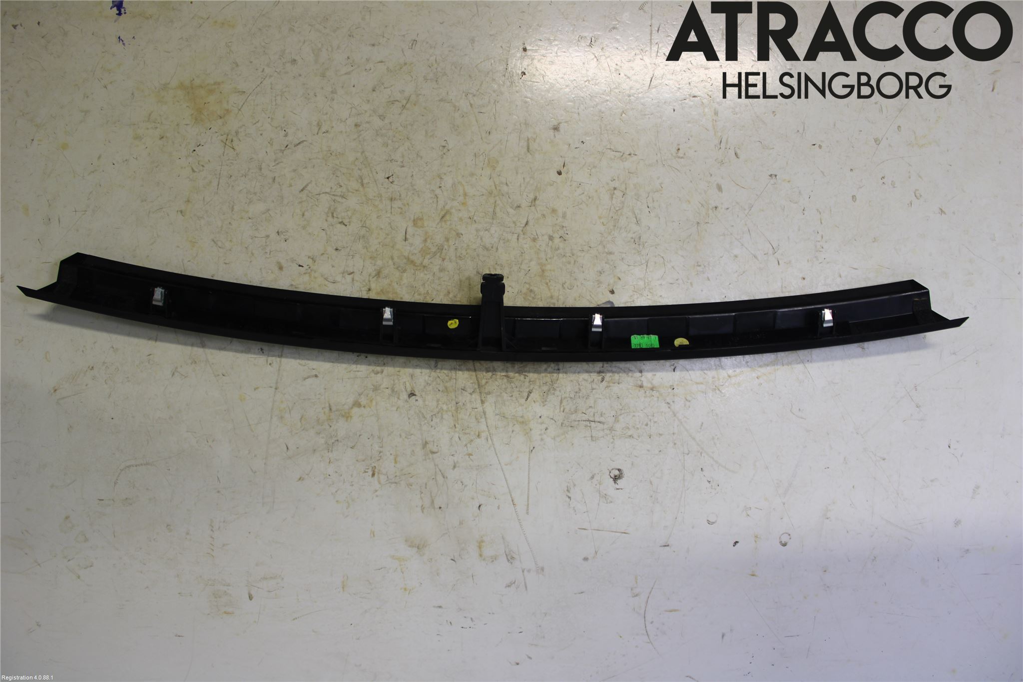 Porsche PANAMERA 09- Emblem