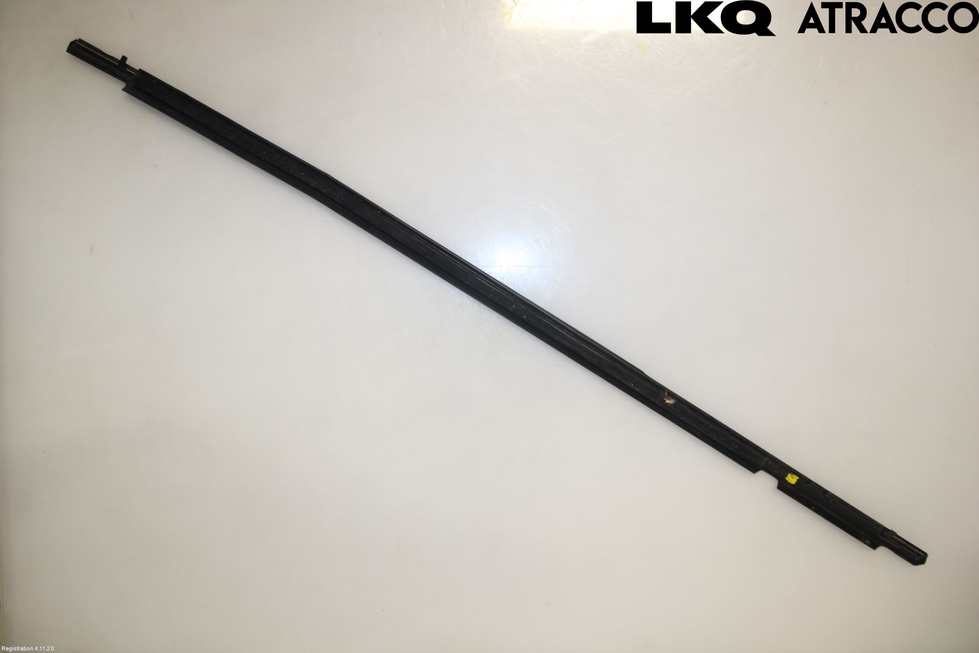 Toyota AVENSIS 09-15 Dörr Dekorlist Fram Hö