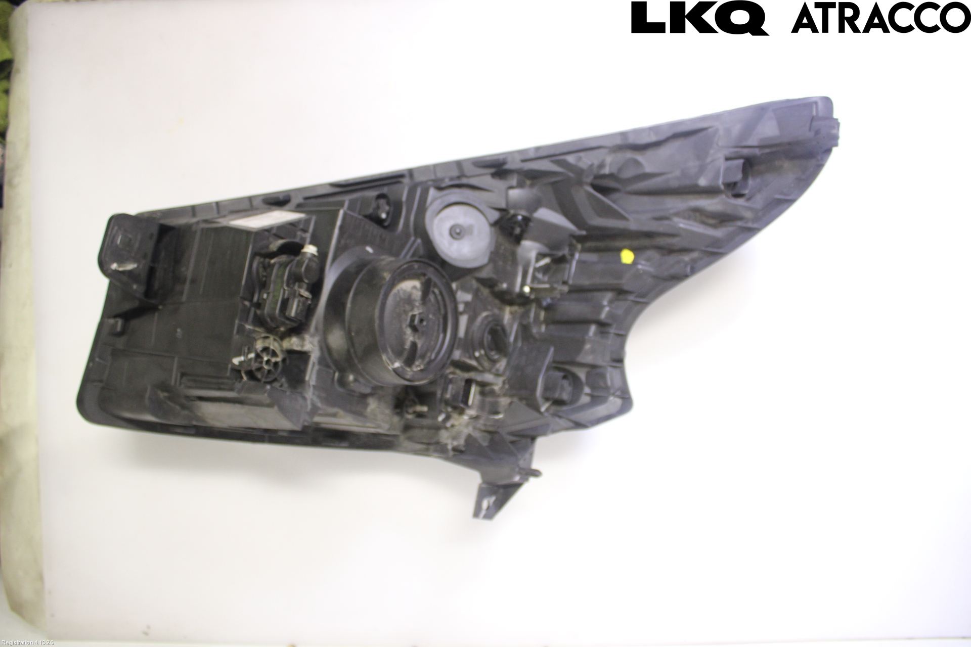 Opel VIVARO 15-19 Strålkastare Höger