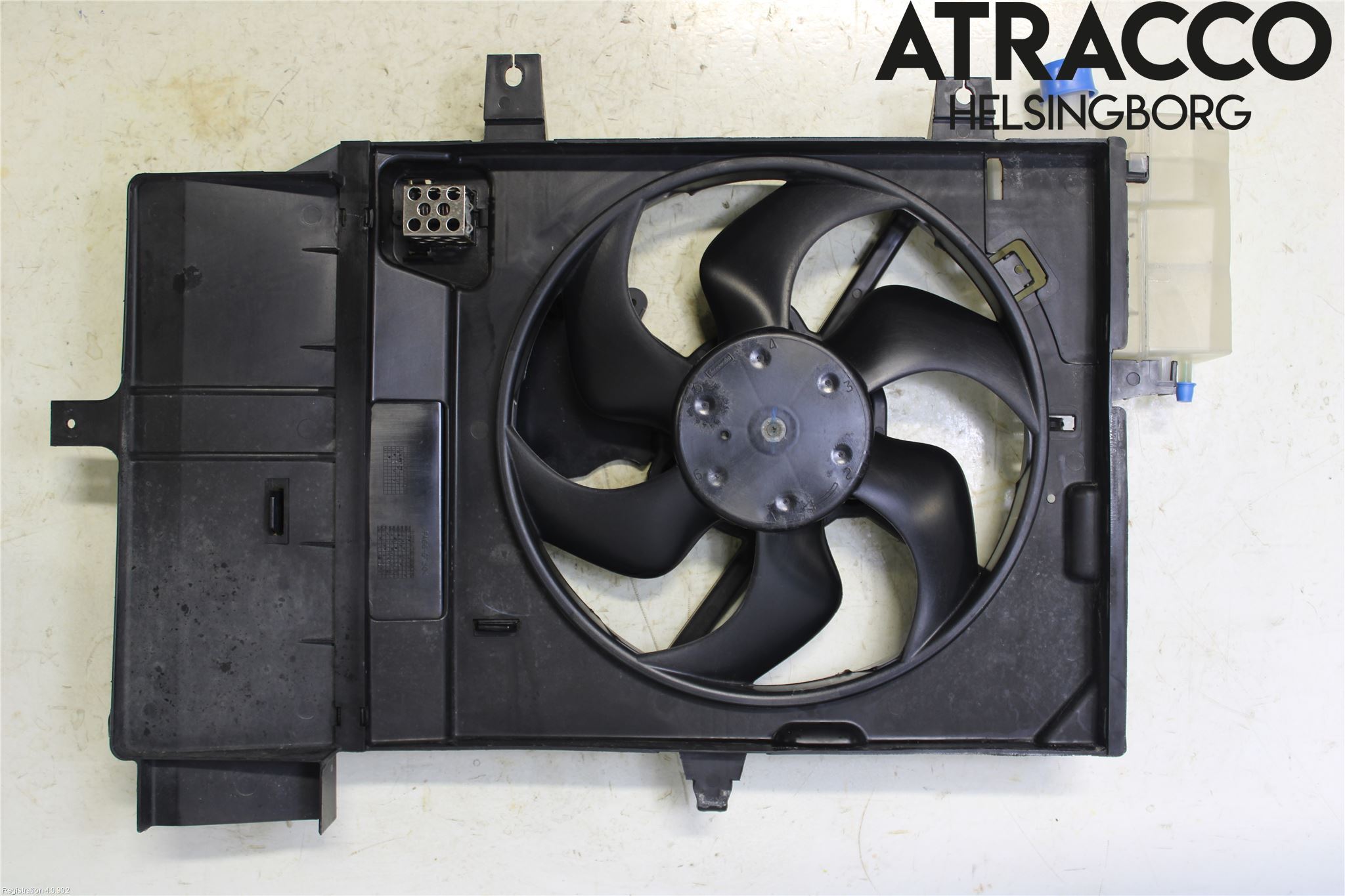 Nissan NOTE E11 06-14 Kylfläkt El