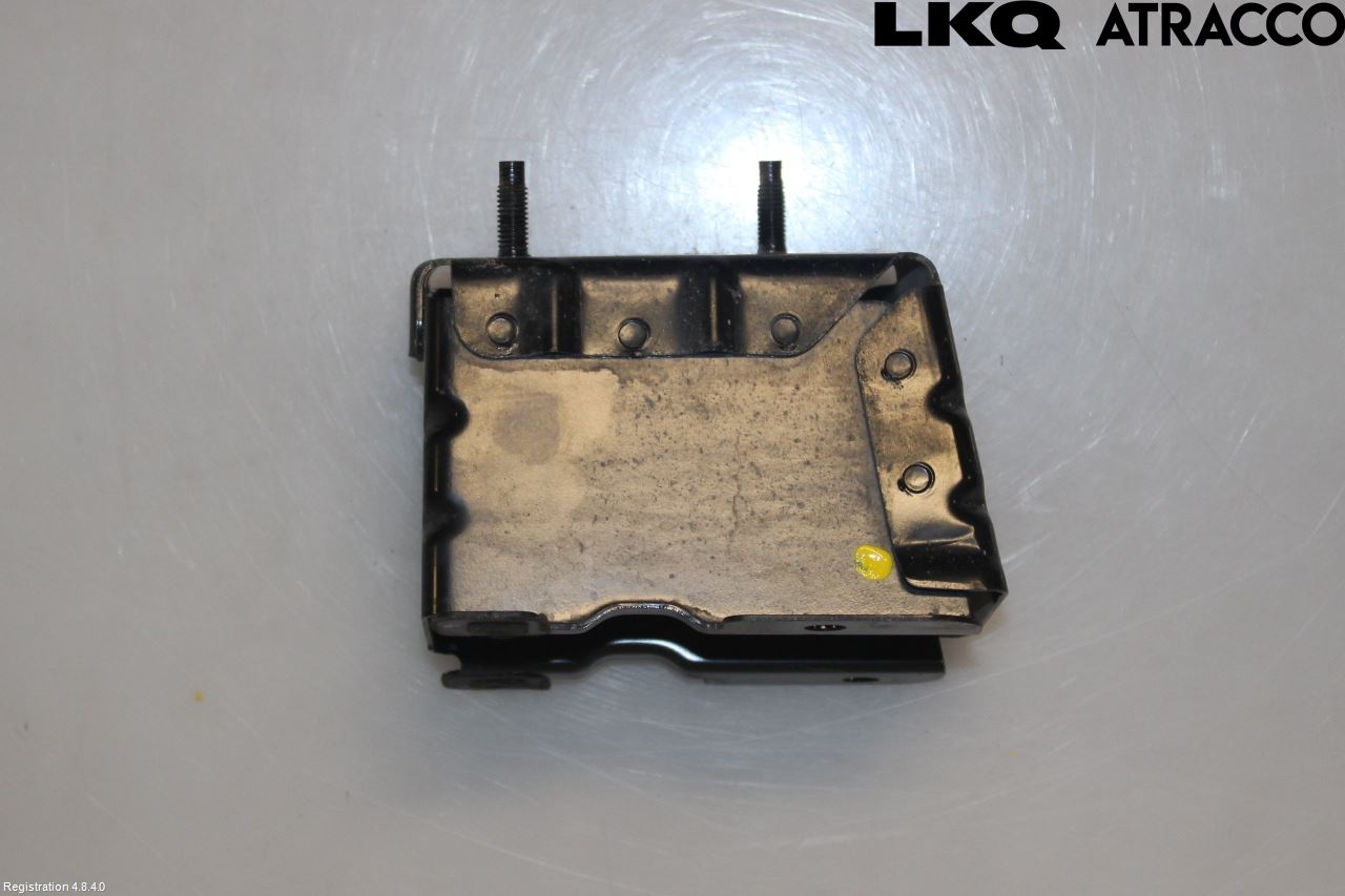 Nissan LEAF 18- Stötfångarbärjärn Bak