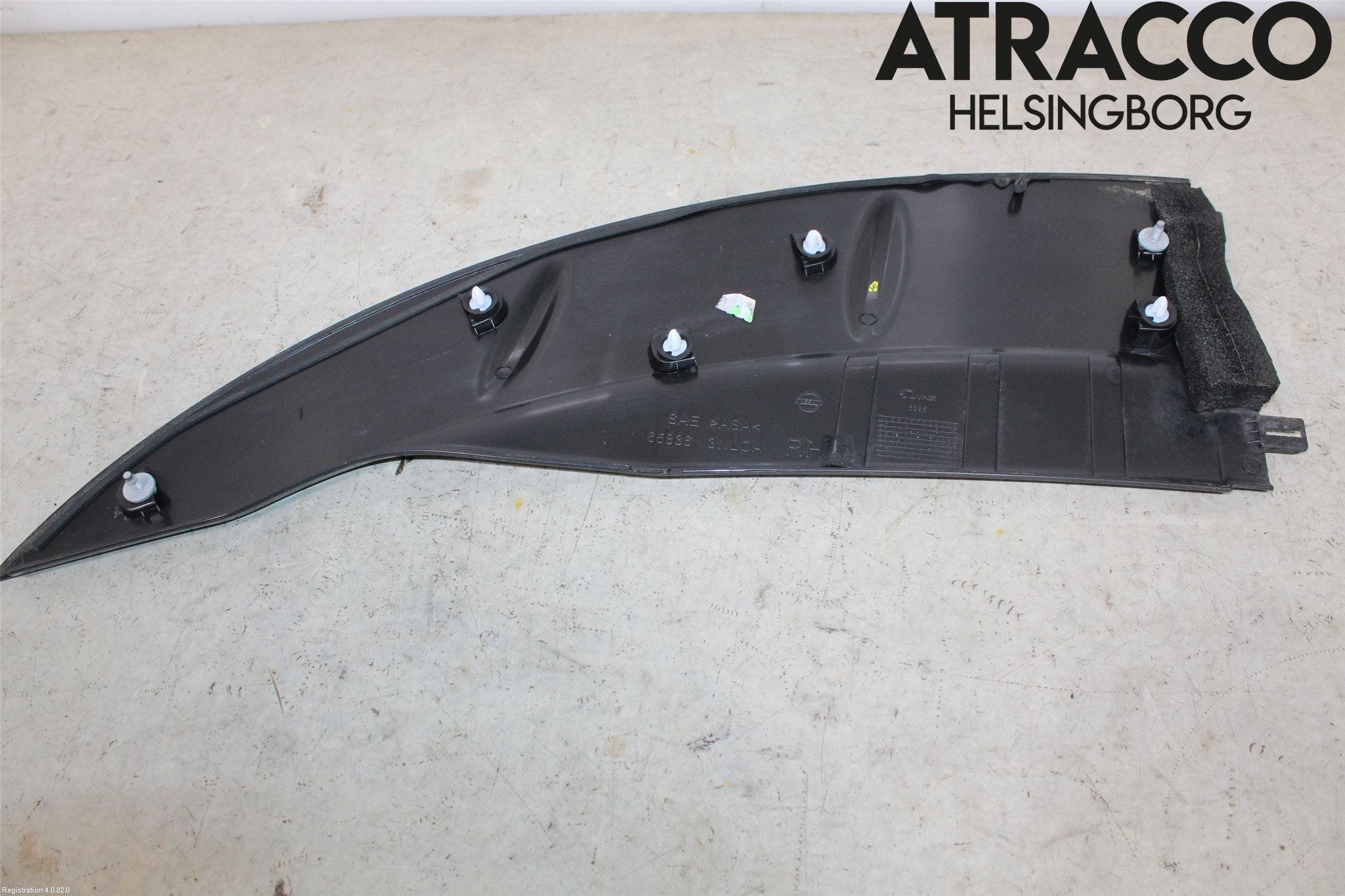 Nissan LEAF 11-17 List Fram-Huv-Front