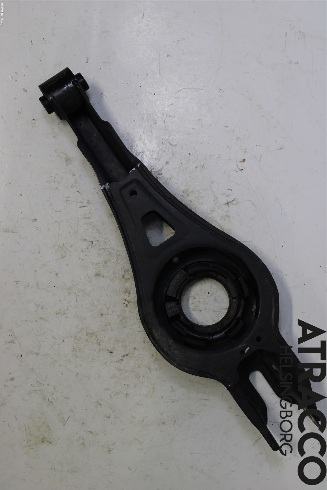 Kia OPTIMA 16-20 Bärarm Bak Höger