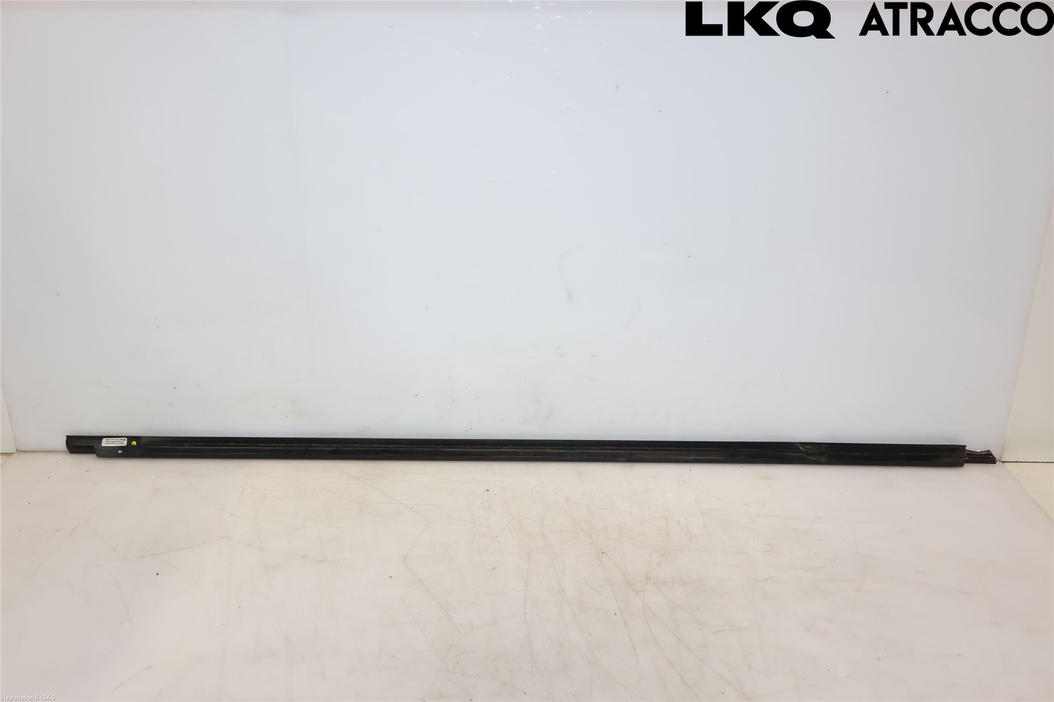 Volkswagen VW PASSAT 20-24 Dörr Dekorlist Fram Vä