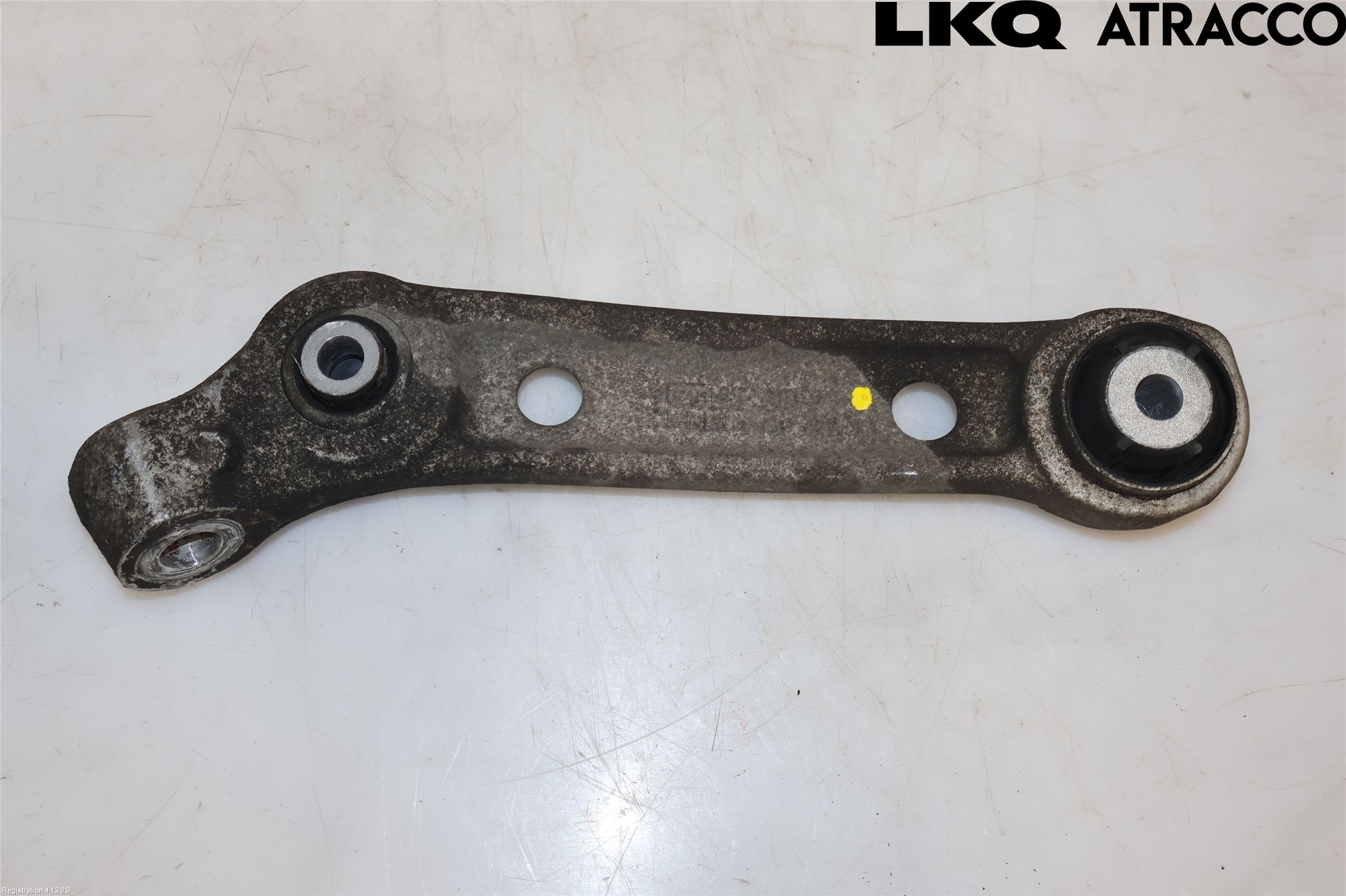 BMW 5 G30/G31/F90 17-23 Bärarm Fram Undre Hö