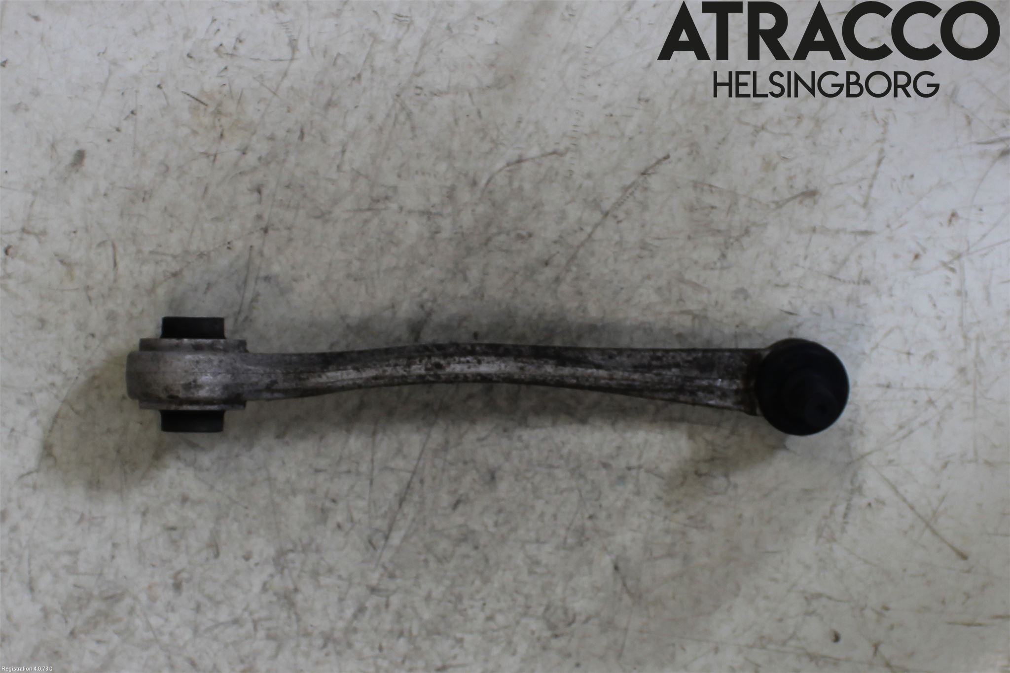 Audi A4/S4 B9 16-19 Bärarm Fram Övre Vä